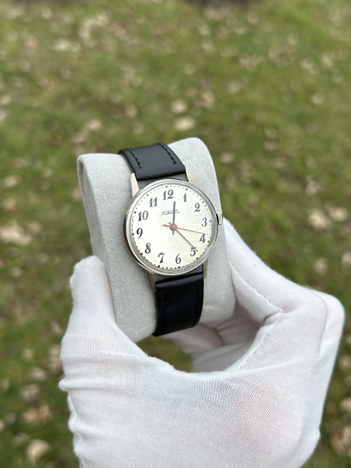 Vintage Vintage Watch Raketa Mechanical Made in USSR Authentic 1980s Size ONE SIZE - 11 Thumbnail