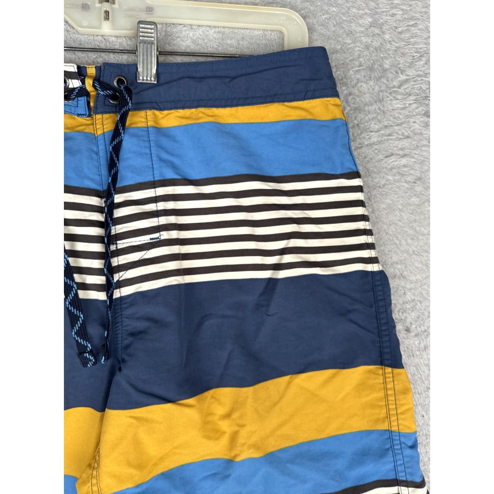 Patagonia Patagonia Mens Board Shorts 34 Blue Stripe Quick Dry Beach Twin Pocket Nylon 100% Quick Dry Surfing Mens Beach Shorts Size US 34 / EU 50 - 5 Thumbnail
