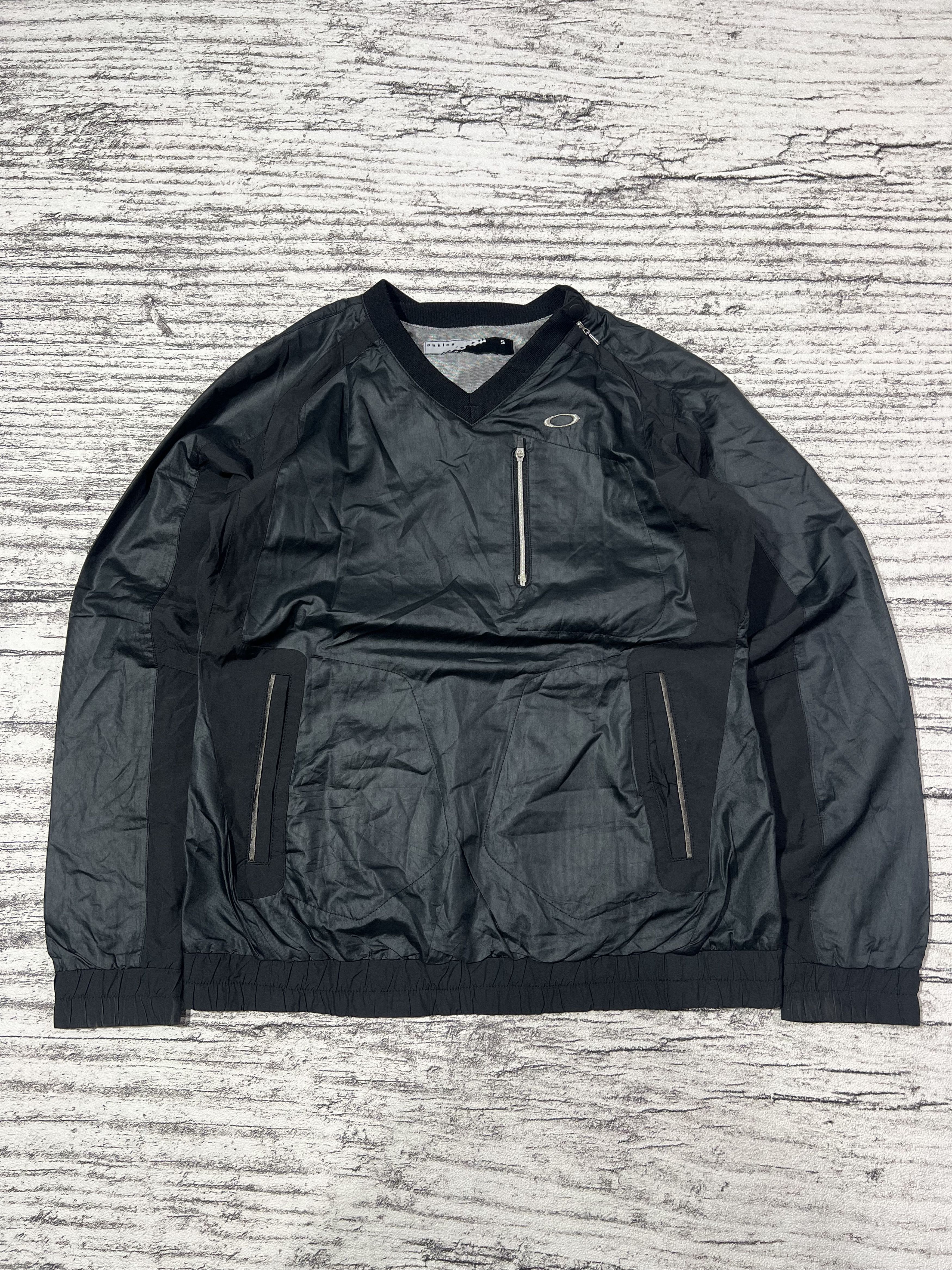Oakley 2000s Archival Oakley Software Iconic V-neck Sweatshirt y2k Size US M / EU 48-50 / 2 - 1 Thumbnail