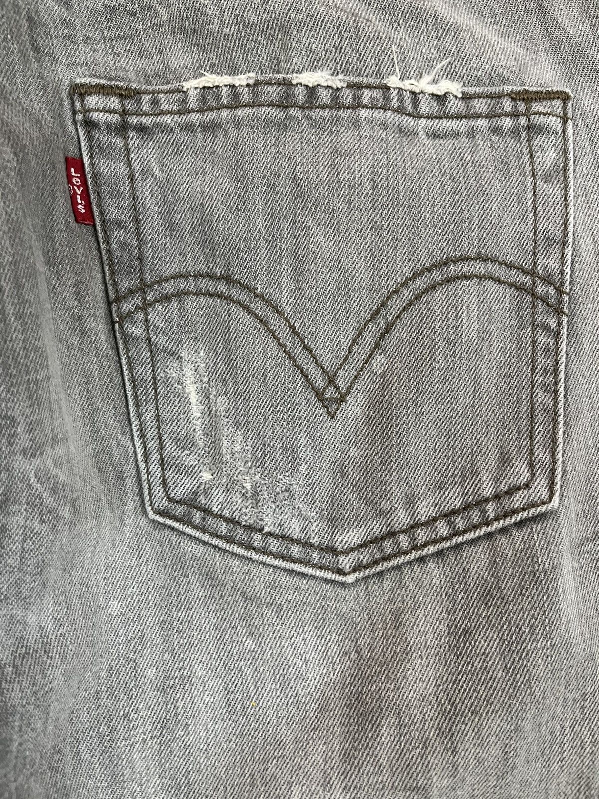 Levi's × Levi's Vintage Clothing Vintage Levi’s 501 Faded Distressed Denim Size US 30 / EU 46 - 10 Thumbnail