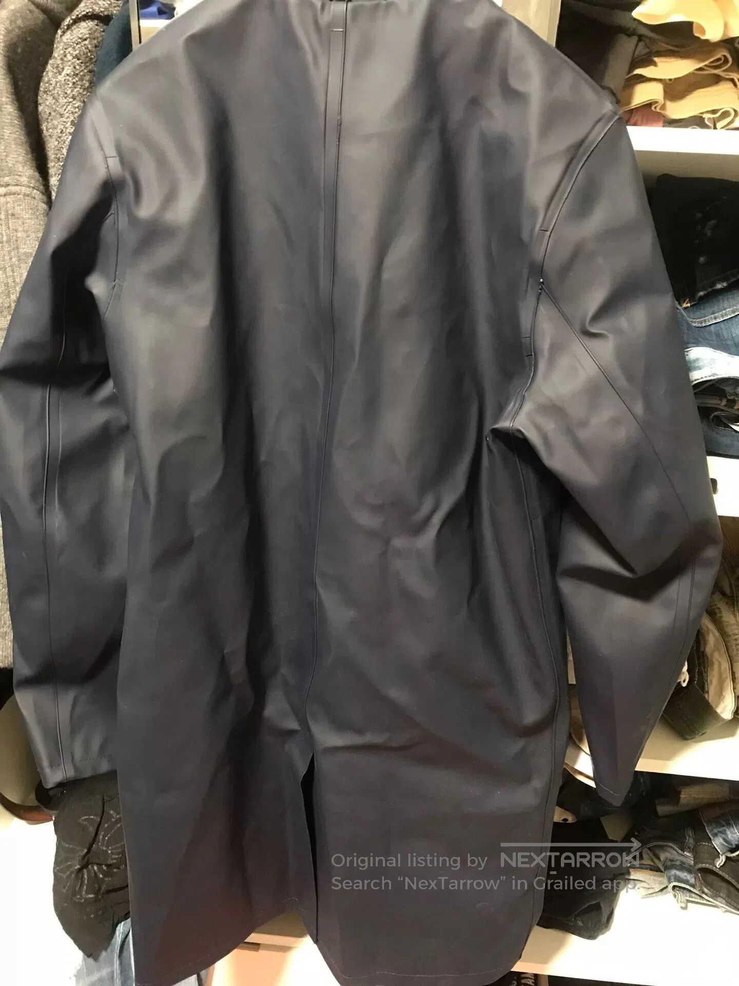 Stutterheim navy raincoat from stutterheim brand. Size US L / EU 52-54 / 3 - 3 Thumbnail