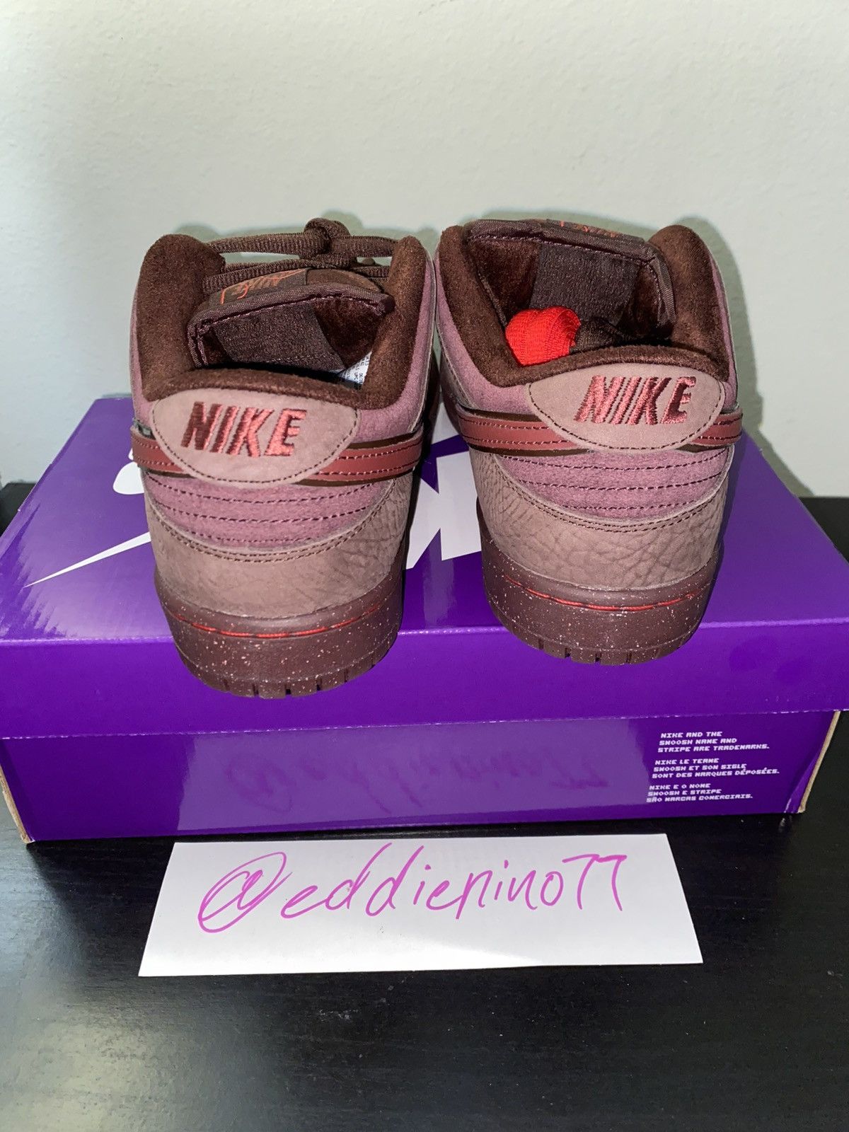 Nike Nike SB Dunk Low PRM(VDAY PACK 2023) Size US 8.5 / EU 41-42 - 4 Thumbnail