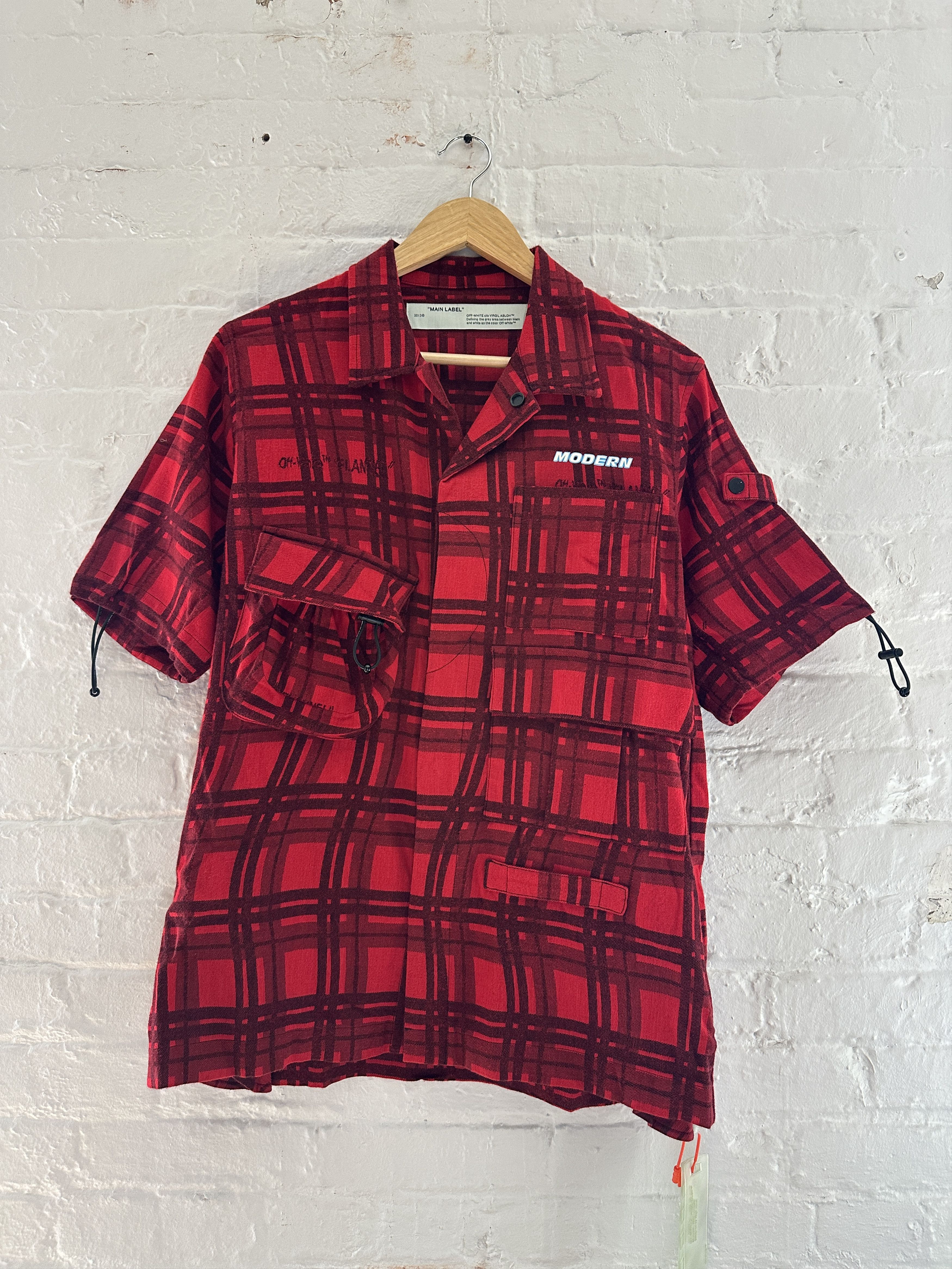 Off-White Off-White Short Sleeve Button Up Shirt Size US S / EU 44-46 / 1 - 1 Thumbnail