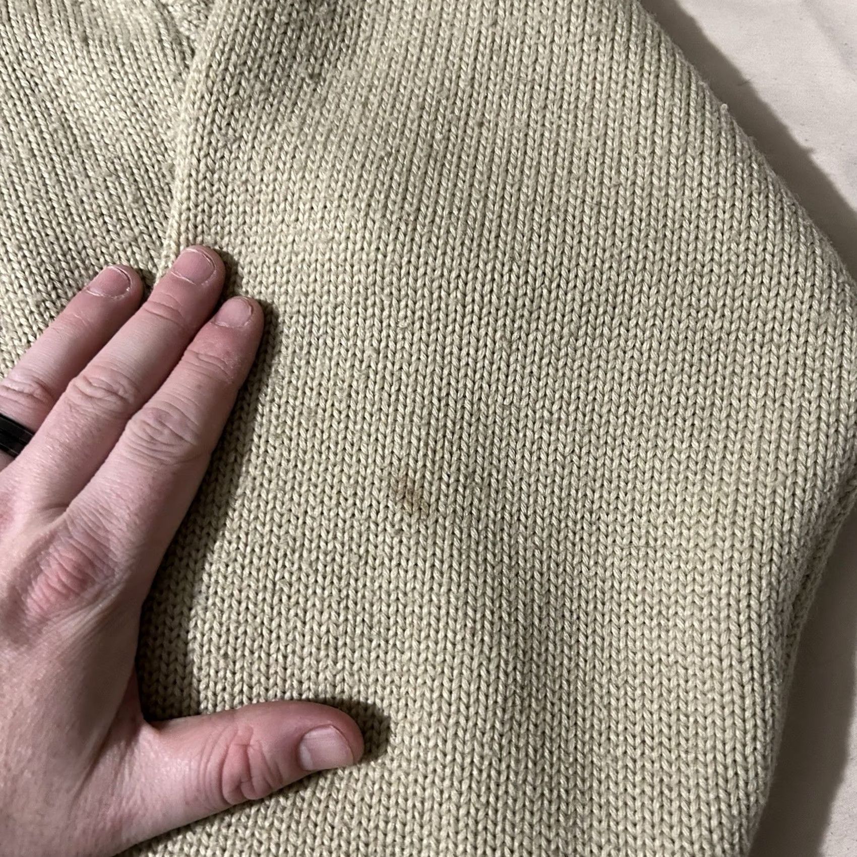 Vintage VINTAGE Remington Sweater Henley Shoulder Patch 90s Size L Men Cream Suede Size US L / EU 52-54 / 3 - 2 Thumbnail