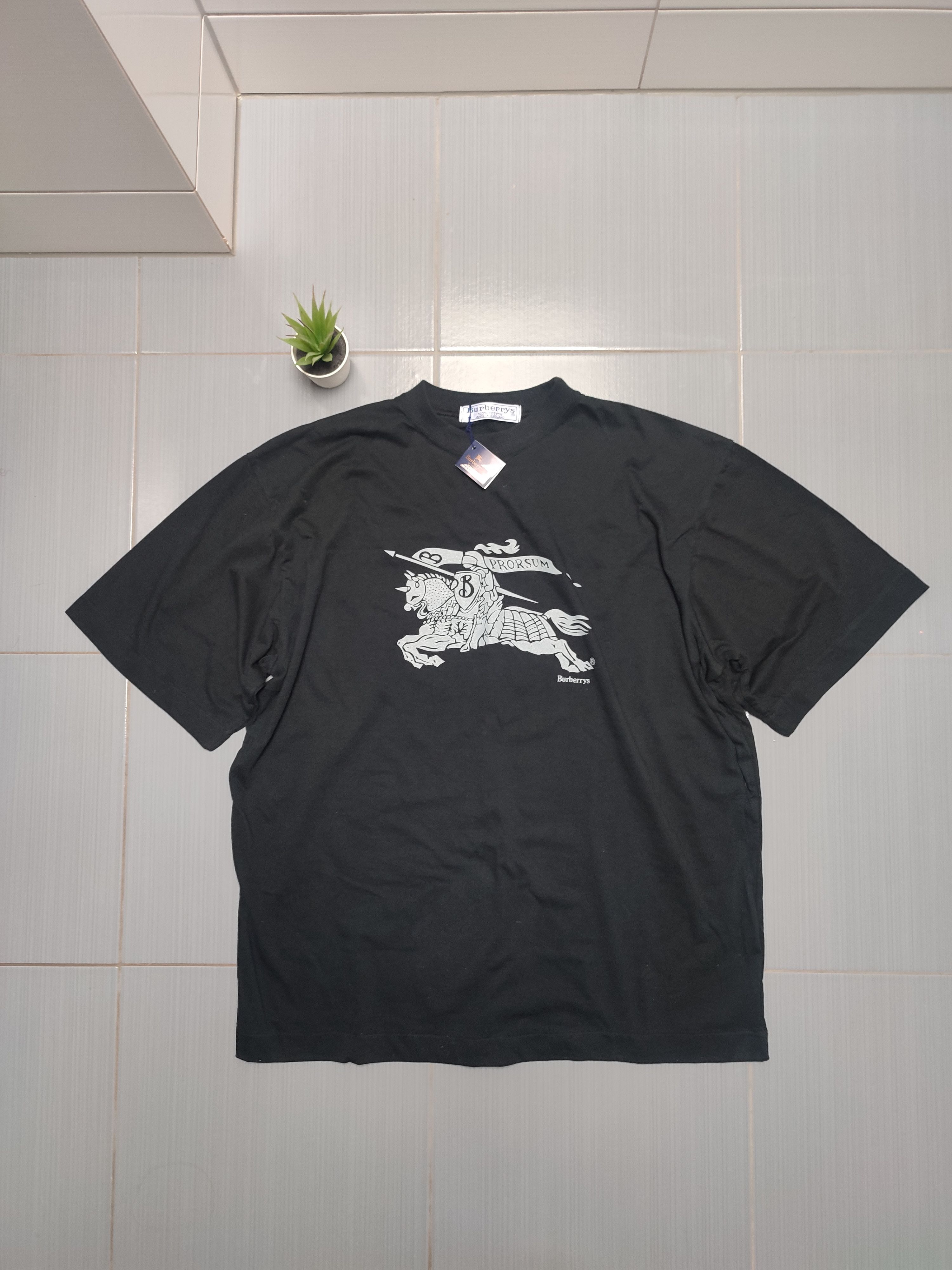 Burberry Vintage burberrys t-shirt Size US M / EU 48-50 / 2 - 1 Thumbnail