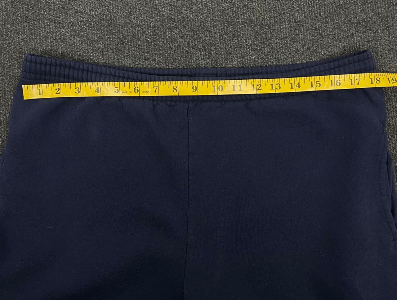Vintage Vintage Gildan Inspired Navy Logo Jogger Pant Size 30-35 Size US 34 / EU 50 - 9 Thumbnail