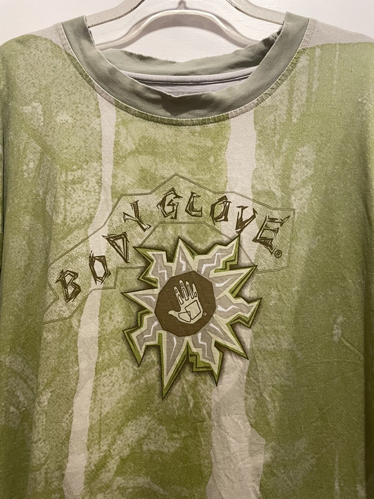 Body Glove VINTAGE BODY GLOVE ALL OVER PRINT T SHIRT GREEN Size US XL / EU 56 / 4 - 1 Thumbnail