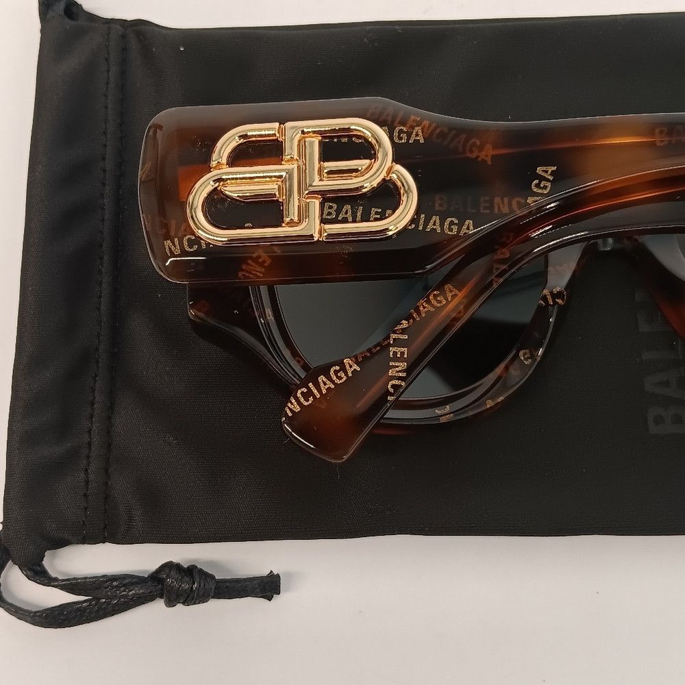 Balenciaga Balenciaga Tortoise Brown BB0070S Logo Cat Eye Sunglasses Size ONE SIZE - 11 Thumbnail