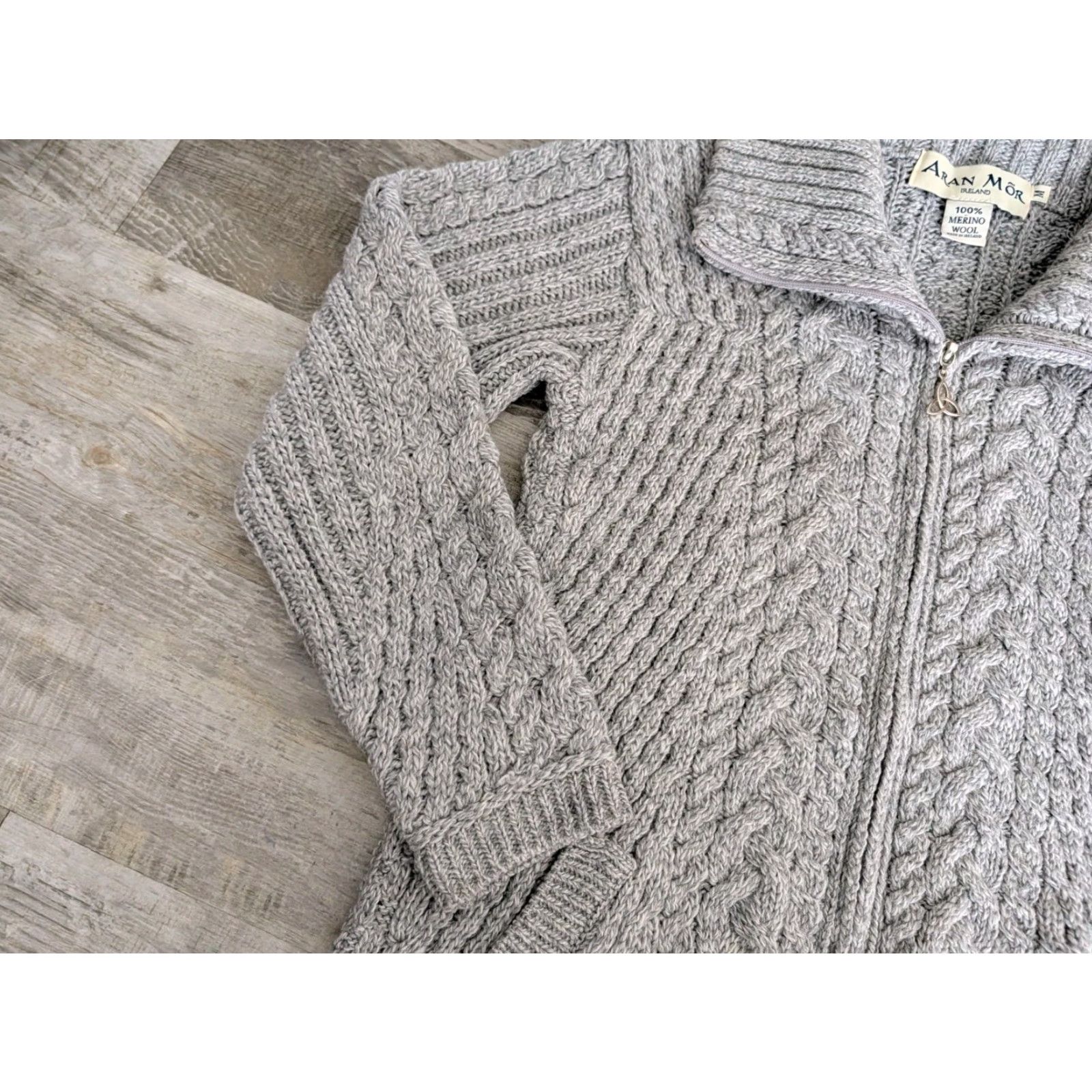 Vintage Aran Mor Sweater Cardigan Women Gray Merino Wool Cable Knit Full Zip Mock Neck Medium Size M / US 6-8 / IT 42-44 - 4 Thumbnail