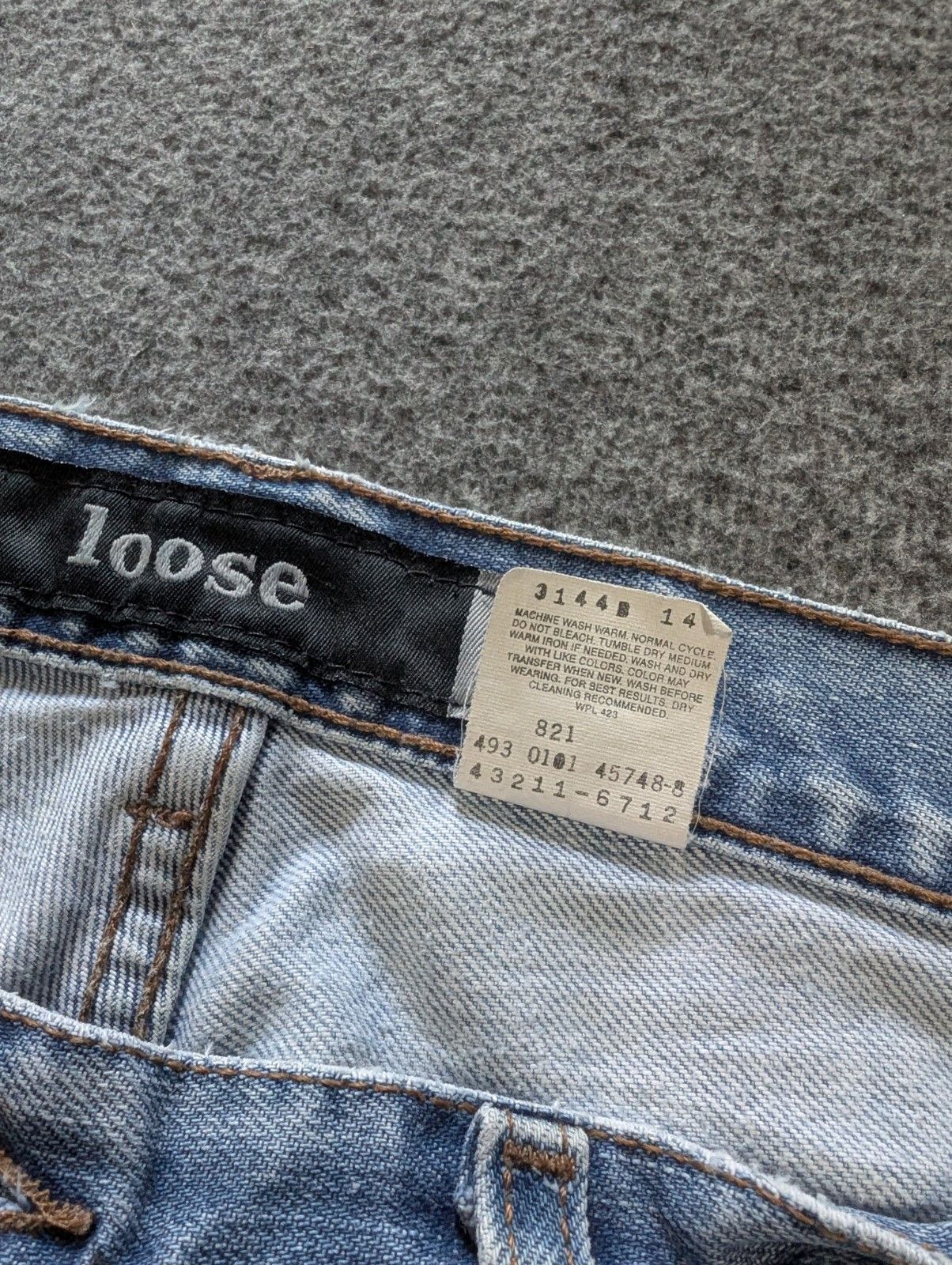 Levi's Levis Silvertab 33x34 loose Blue Wash 90s paint splatter Size US 33 - 7 Thumbnail