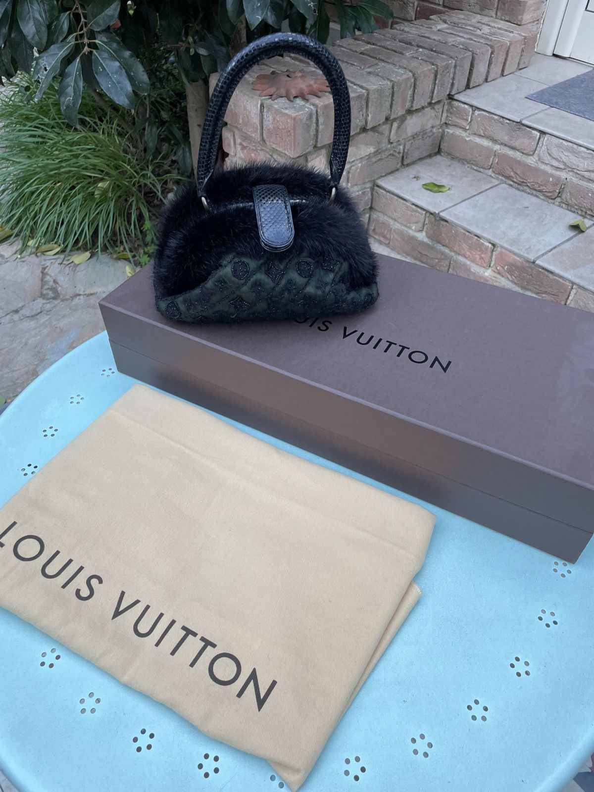 Louis Vuitton LV Marc Jacobs 2005 Limited Edition Chiffon Mink Demi Lune Size ONE SIZE - 13 Thumbnail
