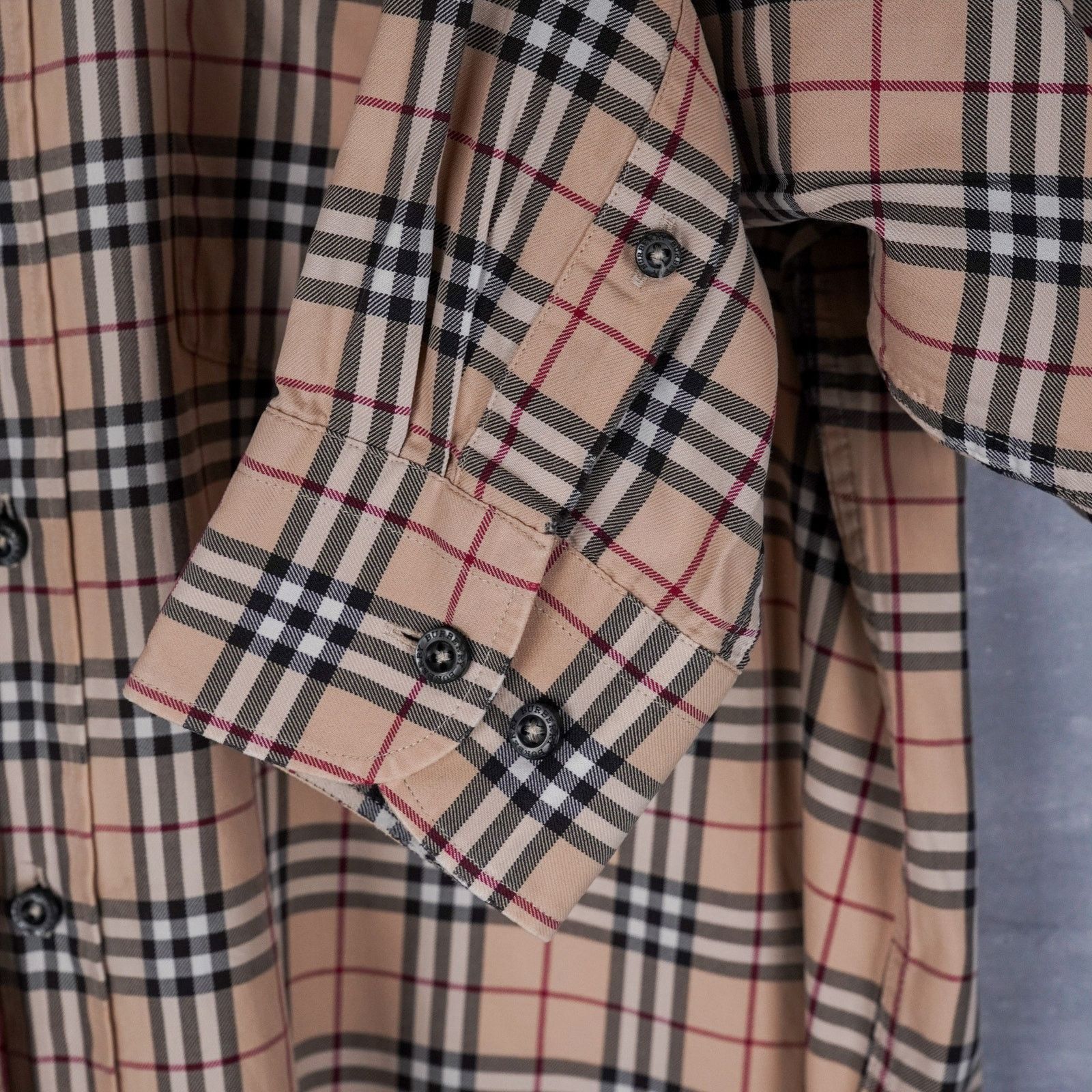Burberry Vintage burberry beige nova check button down collar shirt Size US L / EU 52-54 / 3 - 10 Thumbnail