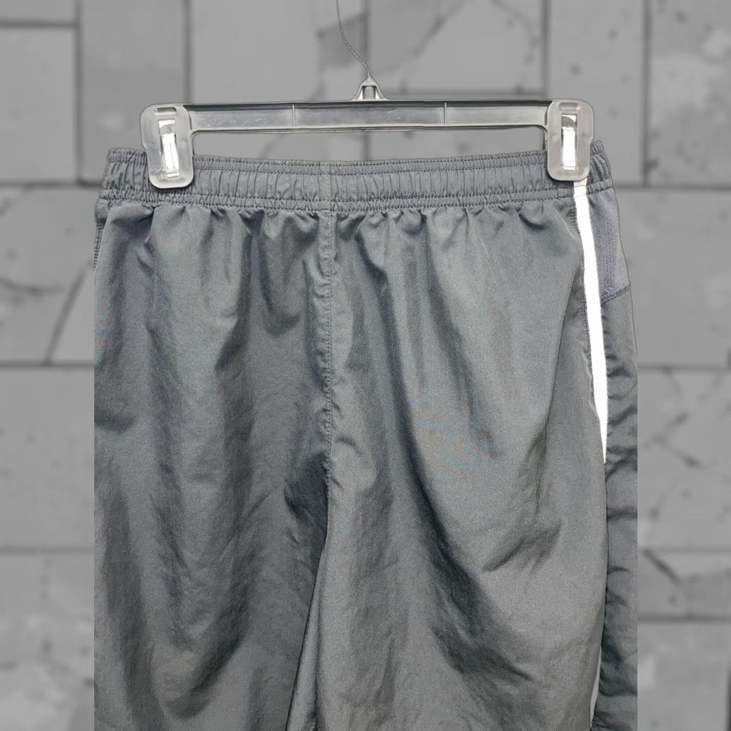 Nike Nike Dri-FIT Athletic Shorts Mens S Black/White Sportswear Regular Fit Activewear Shorts Mens S Nike Dri-Fit Black/White Athletic Shorts Men S Size US 29 - 1 Thumbnail