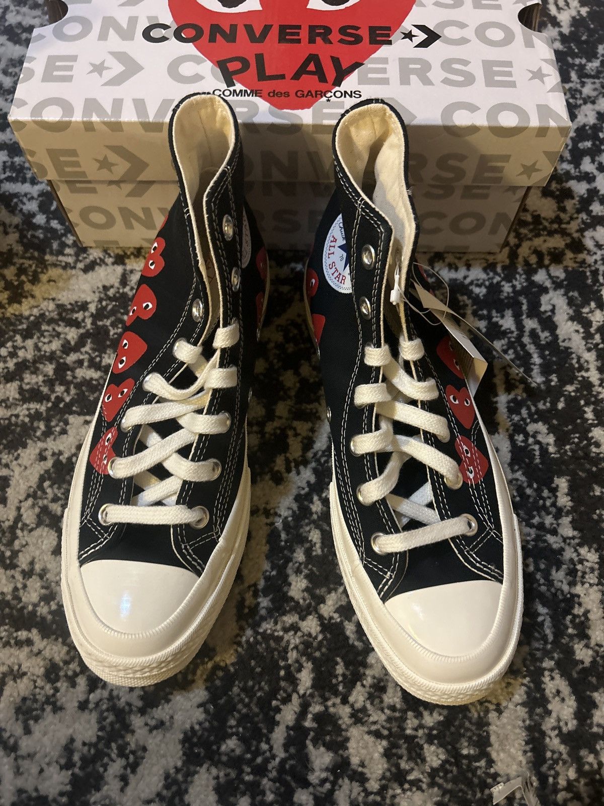 Comme des Garcons PLAY COMME des GARÇONS PLAY Converse Chuck 70 Heart Sneakers Size US 8 / IT 38 - 7 Thumbnail
