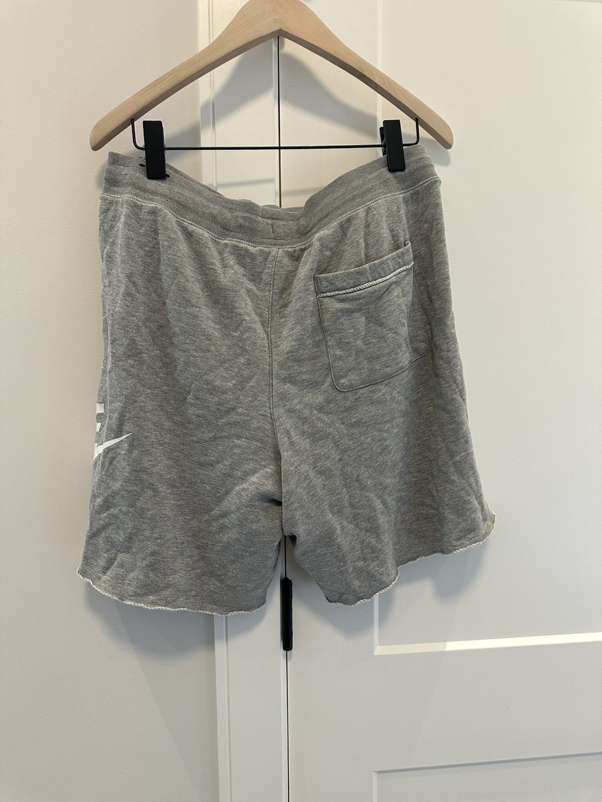 Nike Nike sweat shorts Size US 34 / EU 50 - 2 Thumbnail