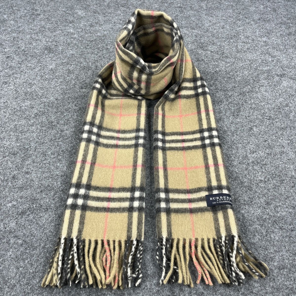 Burberry Burberry Scarf / Muffler / Neckwear T1110 Size ONE SIZE - 5 Thumbnail