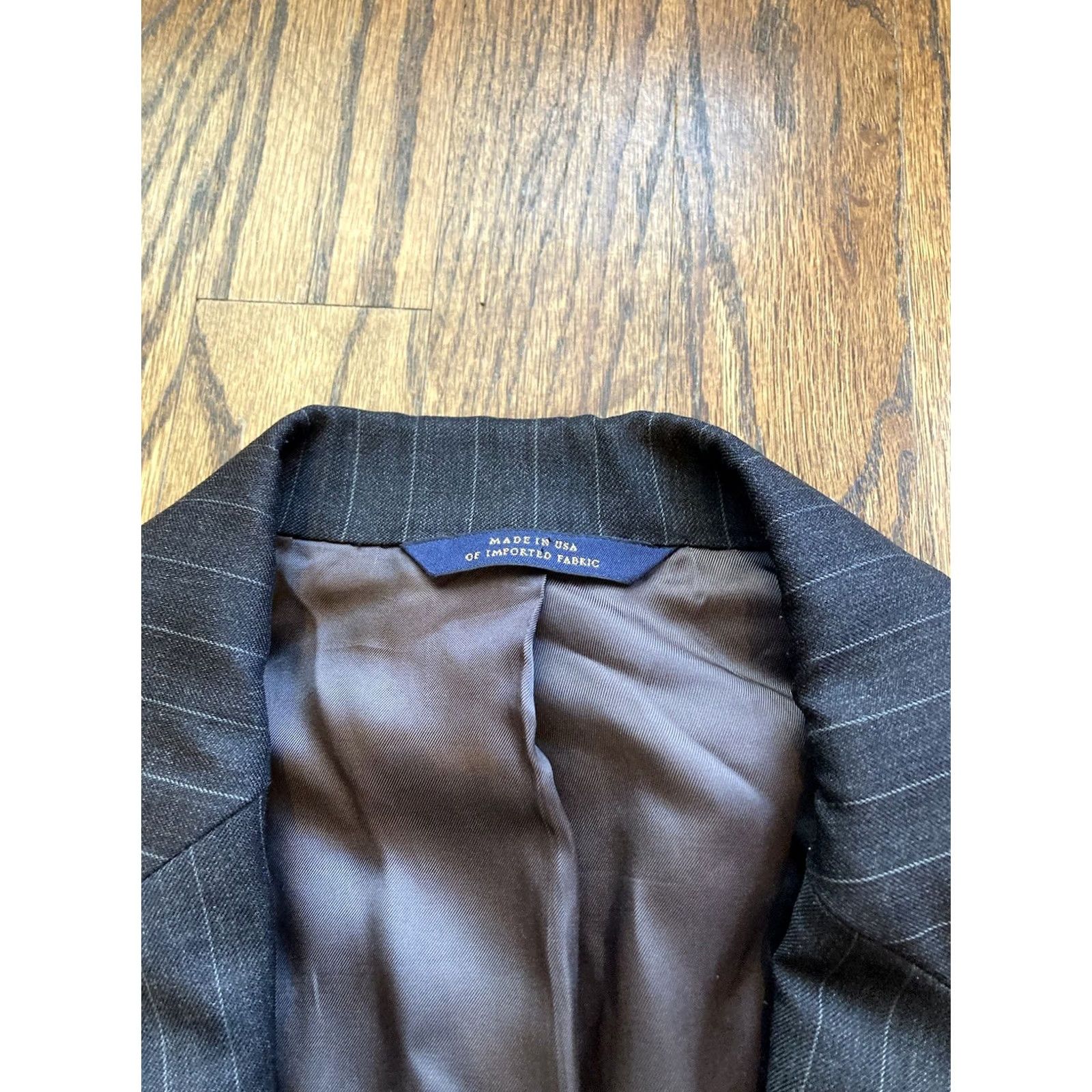 Brooks Brothers Brooks Brothers Blazer Mens 44R Wool Charcoal Gray Striped 2 Piece Classic Notch Lapel Four-Button 2 Piece Travel USA Size 44R - 3 Thumbnail