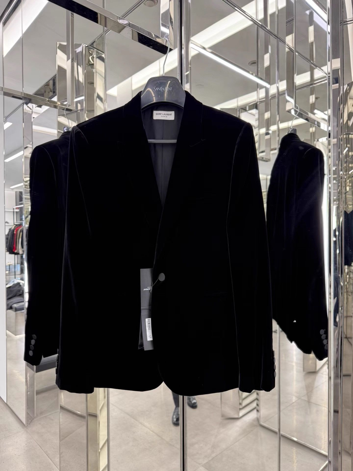 Saint Laurent Paris Saint Laurent Men's Velvet Suit K33 Size US M / EU 48-50 / 2 - 1 Thumbnail