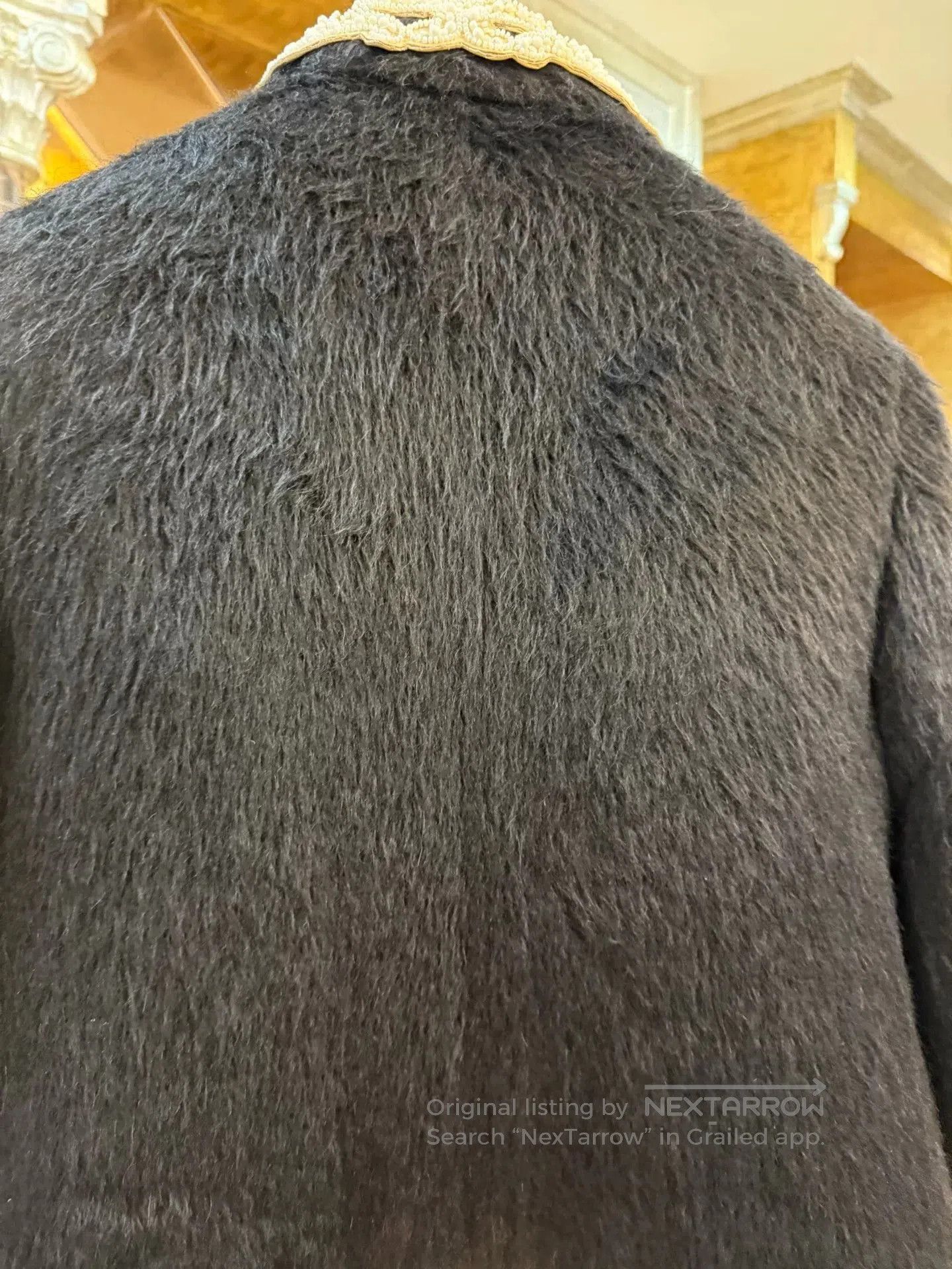 Valentino Valentino Alpaca Fur Studded Collar Coat. Size US M / EU 48-50 / 2 - 9 Thumbnail