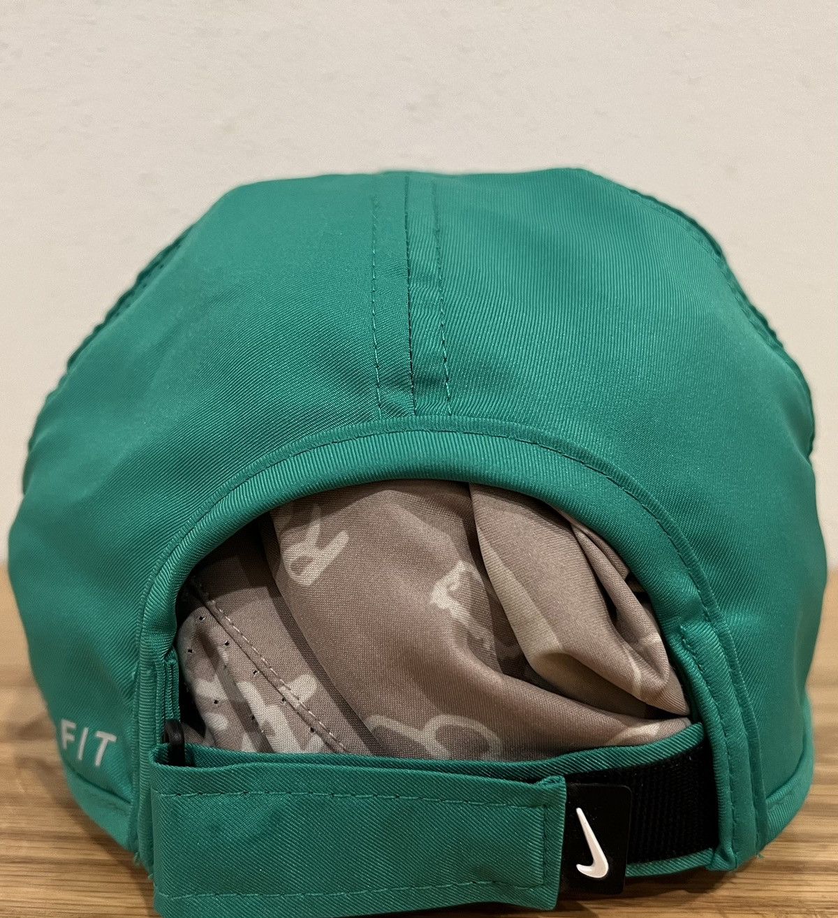 Nike Nike Featherlight Aerobill Dri Fit Green Hat Size ONE SIZE - 4 Thumbnail