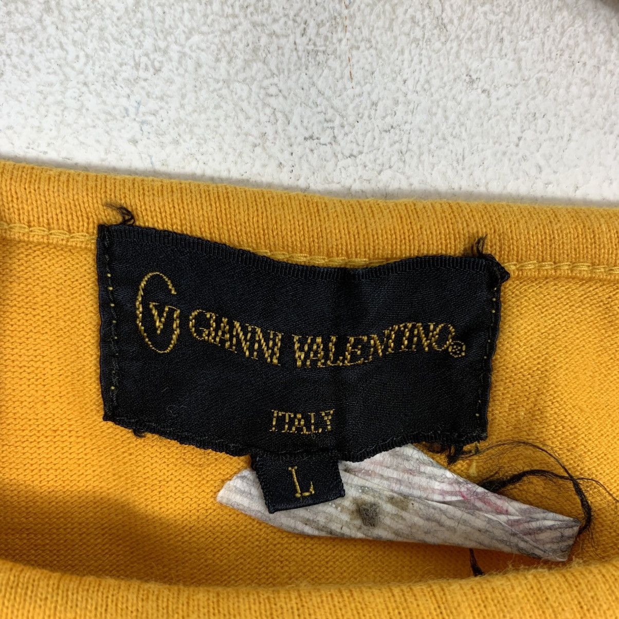 Gianni Valentino GIANNI VALENTINO ITALY Embroidered Short Sleeve Tshirt Size US L / EU 52-54 / 3 - 5 Thumbnail