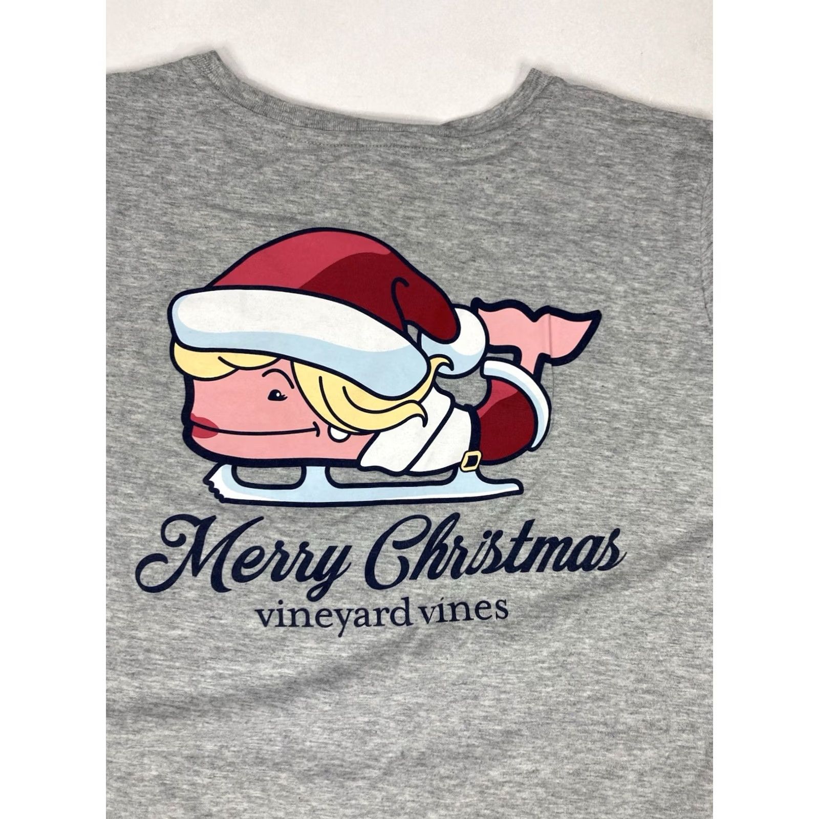 Vineyard Vines Vineyard Vines Christmas Pocket Graphic T-shirt Women Small Long Sleeve Crew Neck Pullover Gray Santa Claus Size S / US 4 / IT 40 - 2 Thumbnail