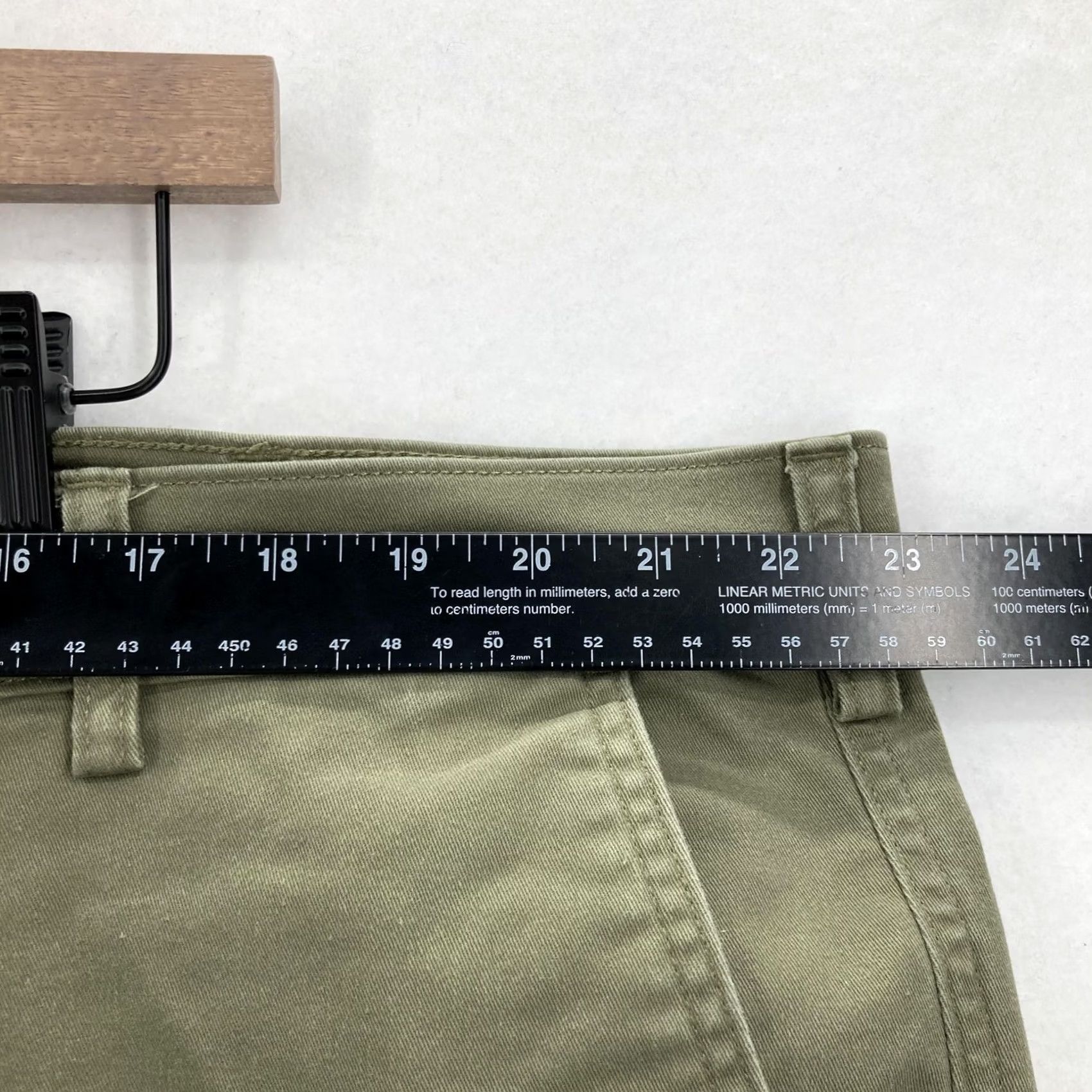 Duluth Trading Company Duluth Cargo Shorts Mens 44 Olive Green Stretch Utility Workwear Hiking 40 Grit Size US 44 / EU 60 - 7 Thumbnail