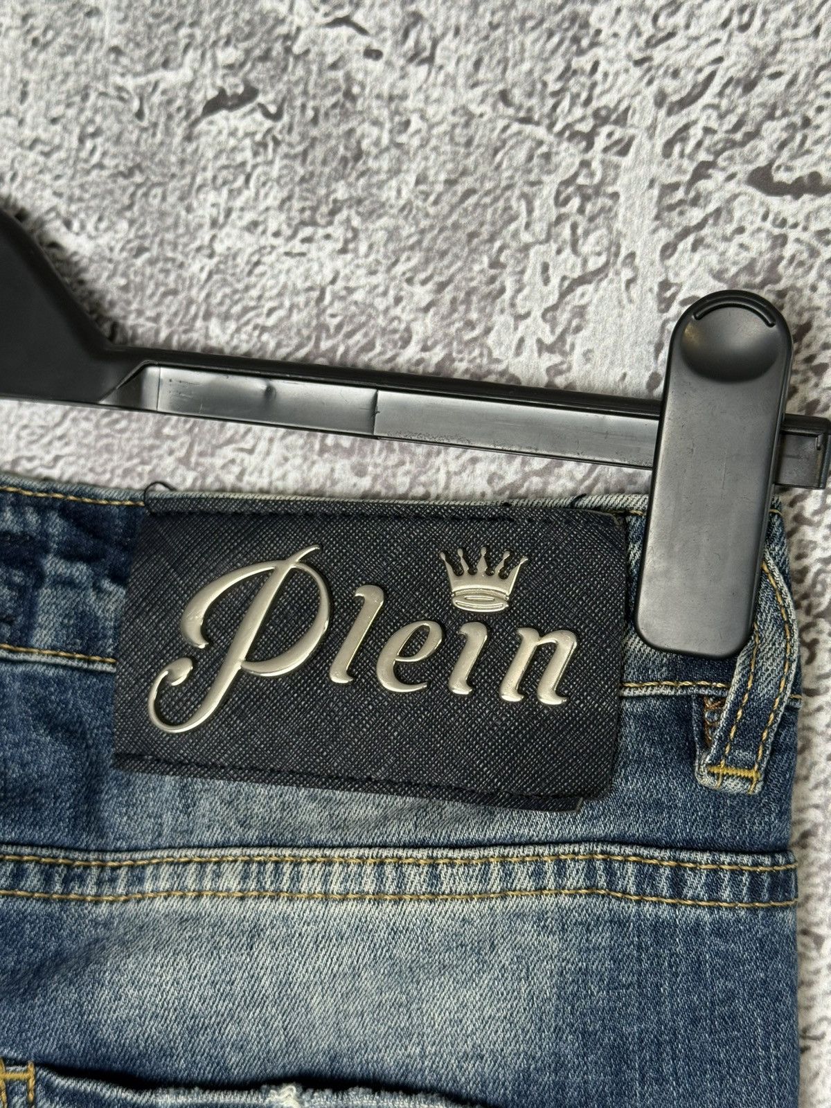 Philipp Plein Philipp Plein Jeans Skull Crossbones Distressed Denim Pants Size US 32 / EU 48 - 14 Thumbnail