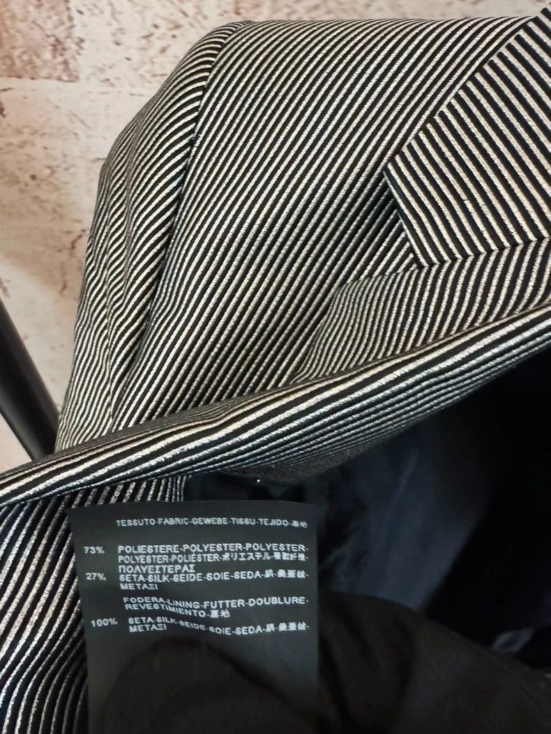 Saint Laurent Paris Saint Laurent Paris Saint Laurent Striped Suit Jacket for Size US S / EU 44-46 / 1 - 7 Thumbnail