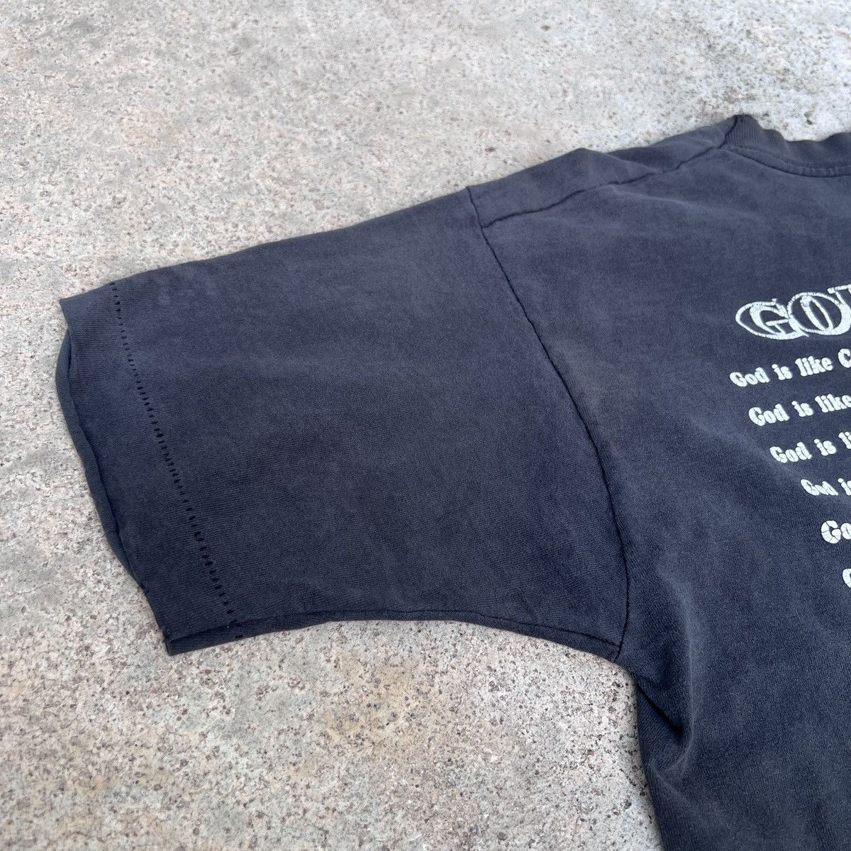 Vintage Vintage 90s ISN'T GOD THE GREATEST JESUS Tee Thrashed Faded Size US L / EU 52-54 / 3 - 19 Thumbnail