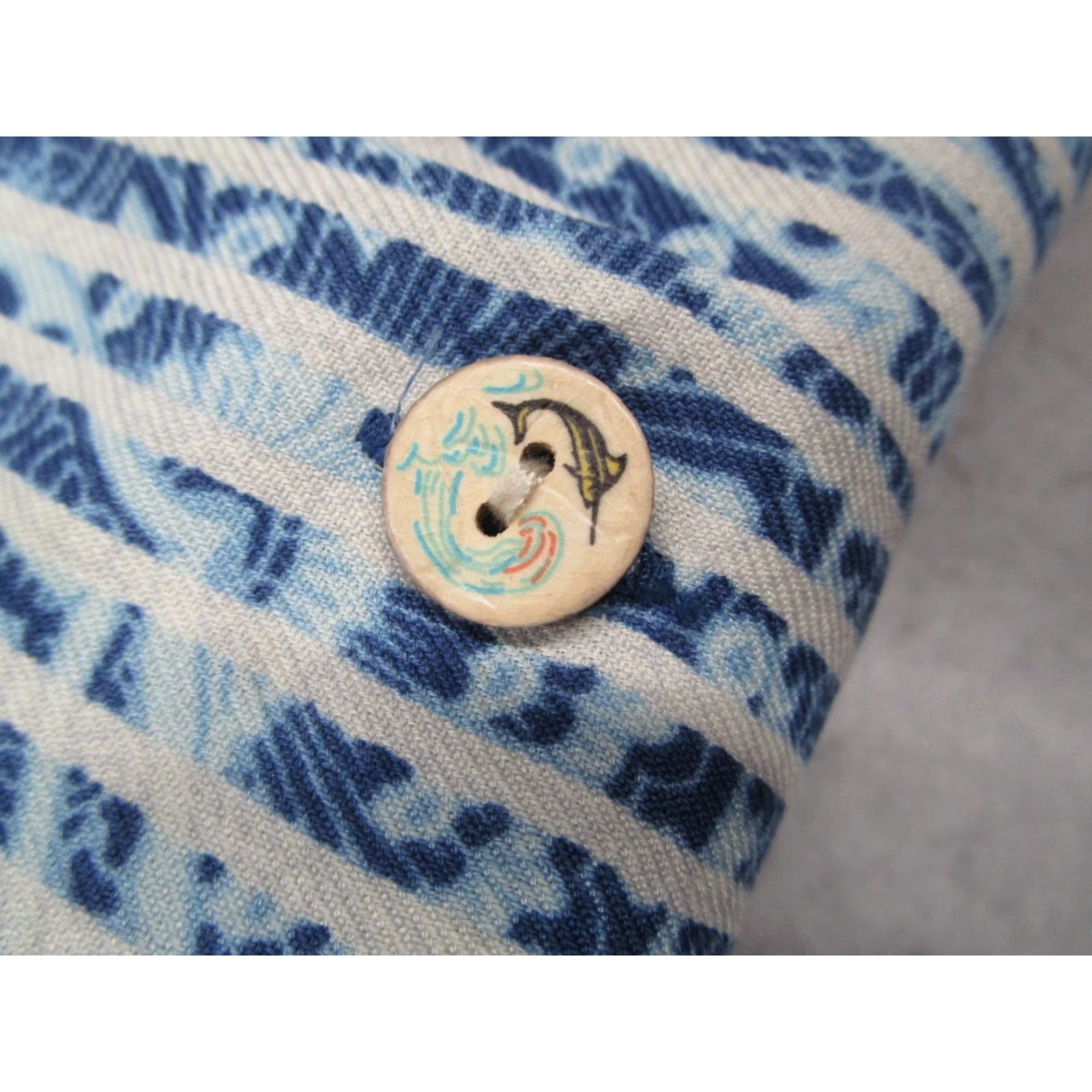 Tommy Bahama Tommy Bahama Shirt Mens Large Blue Button Up Silk Hawaiian Geometric Pattern Pocket 100% Silk Size US L / EU 52-54 / 3 - 5 Thumbnail