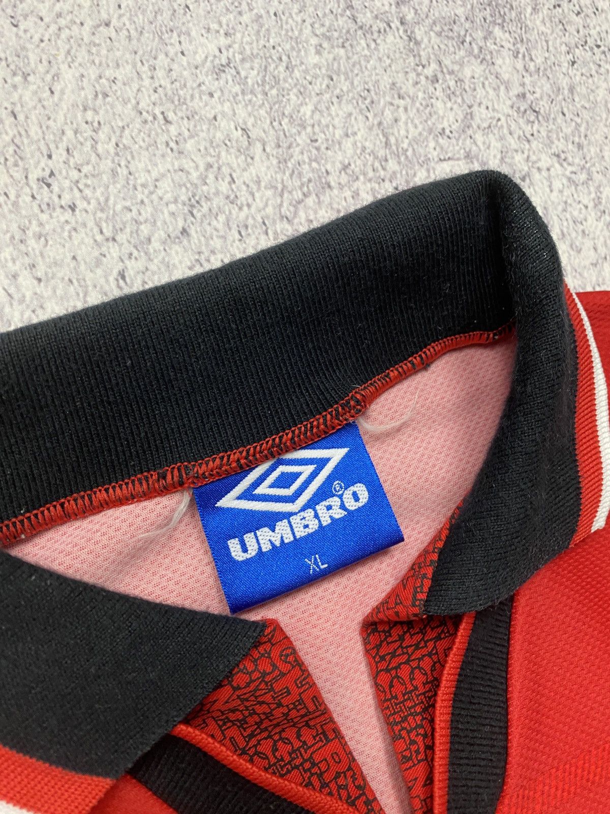 Umbro 🩸RARE🩸Umbro Manchester United 1994/1995 Cantona #7 Jersey Size US XL / EU 56 / 4 - 5 Thumbnail