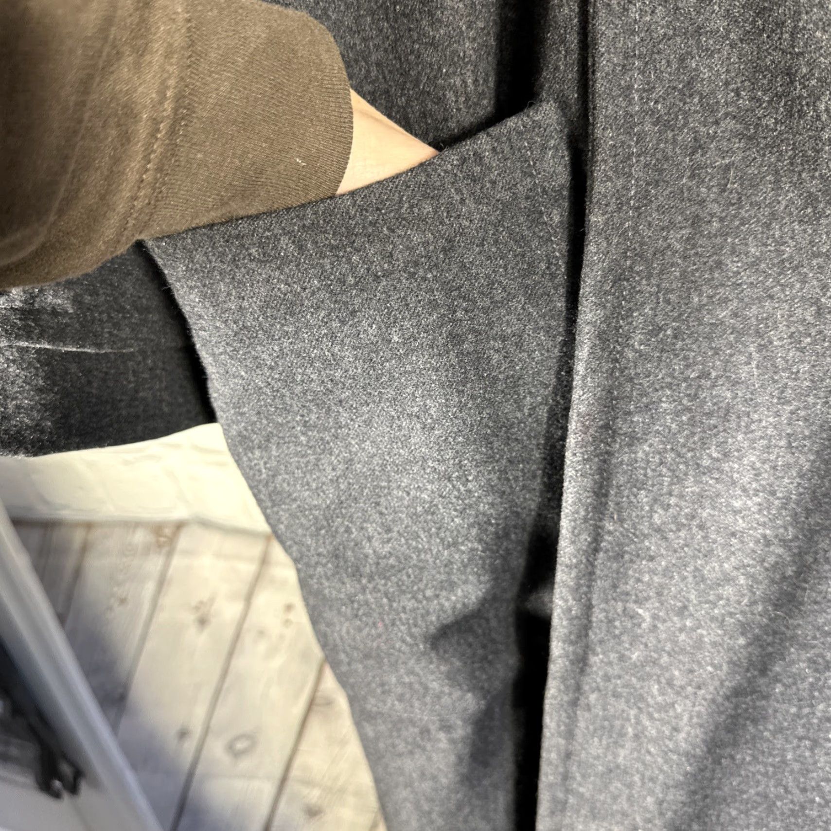 Pendleton Pendleton Vintage Wool Gray Trench Coat Double-Breasted Women Medium Long Coat 47” P2P 21” Size M / US 6-8 / IT 42-44 - 5 Thumbnail