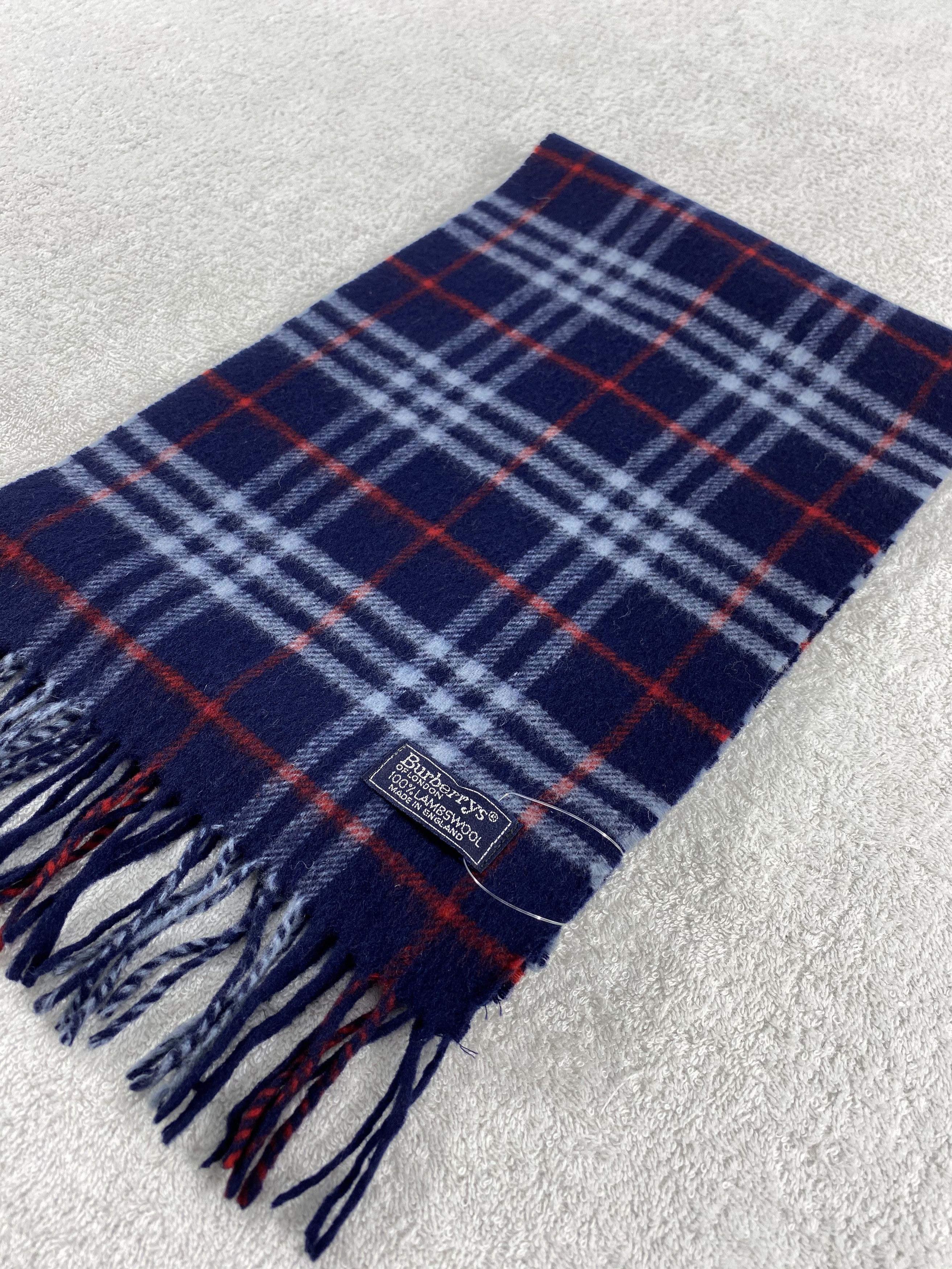 Burberry Vintage Burberry Scarf/Muffler/Neckwear MF640 Size ONE SIZE - 3 Thumbnail