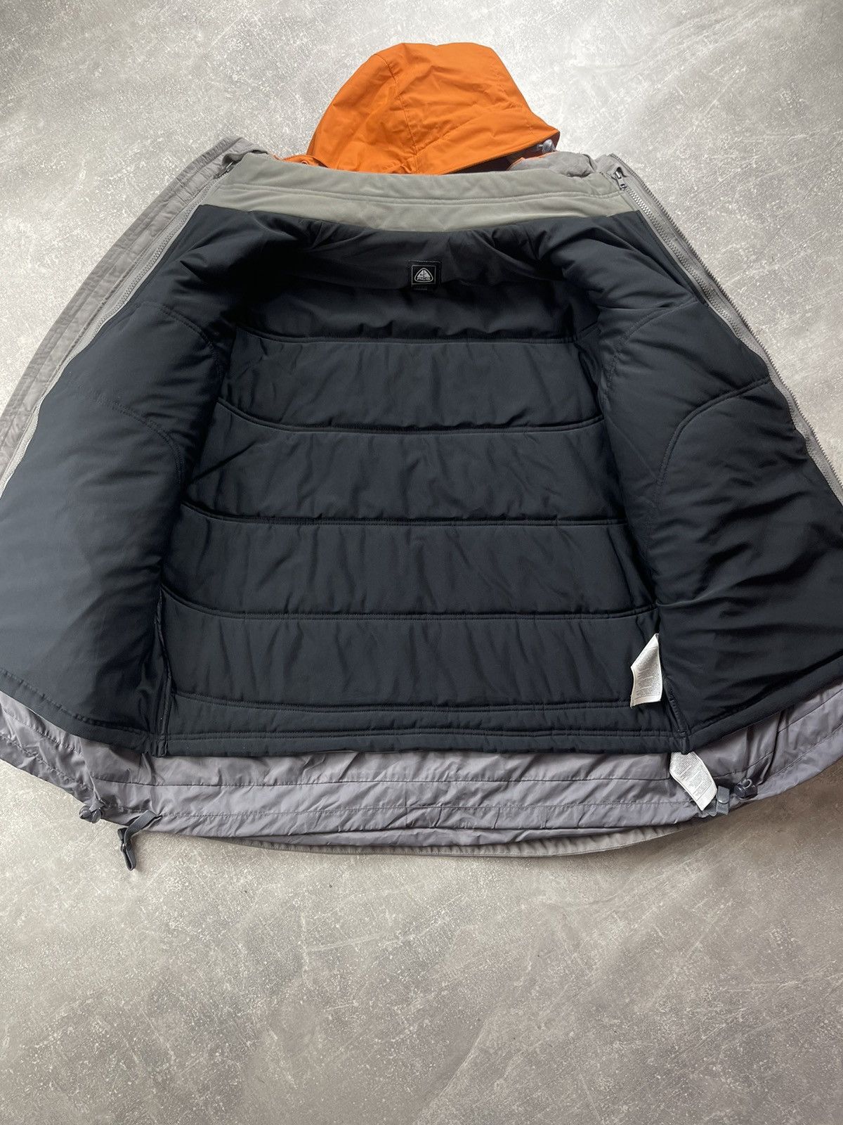 Nike ACG Nike ACG Vintage Thermal Layer Hooded Jacket Orange Gray Size US L / EU 52-54 / 3 - 16 Thumbnail