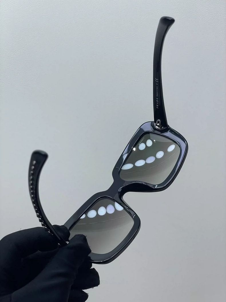 Prada PRADA Studded Sunglasses with Case-2506 Size ONE SIZE - 8 Thumbnail