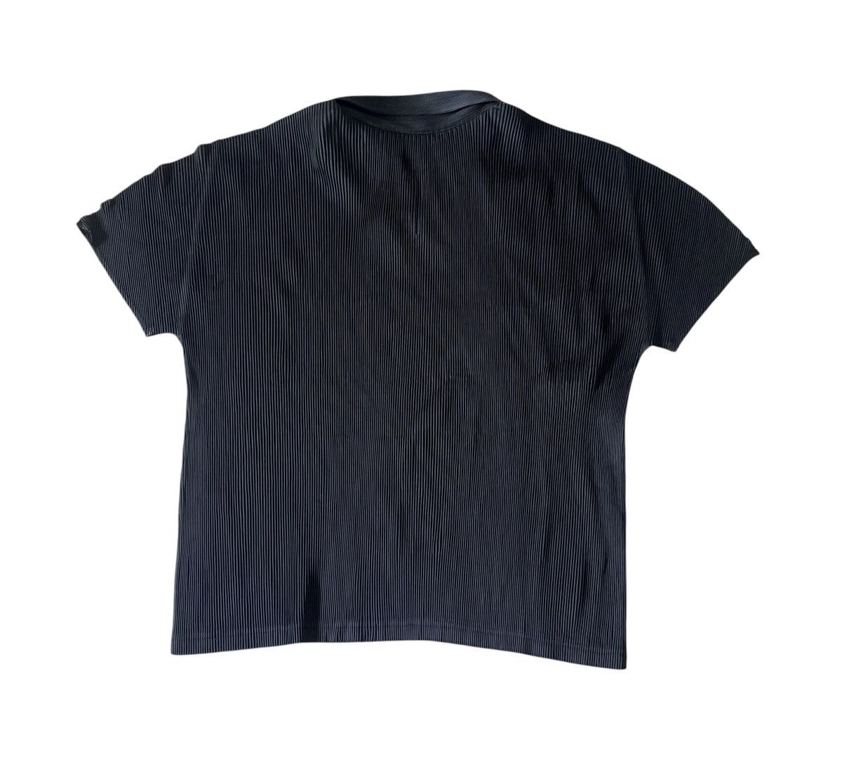 Pleats Please Issey Miyake TAX FREE 🇺🇸 issey miyake pleats please black boxy polo shirt Size S / US 4 / IT 40 - 6 Thumbnail