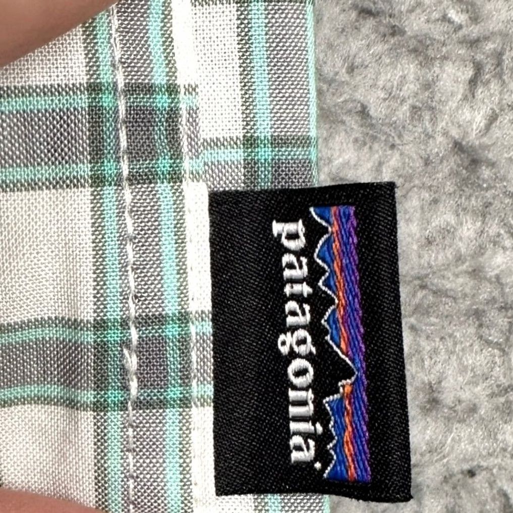 Patagonia Patagonia Shirt Mens Medium Green Button Up Plaid Long Sleeve EUC Size US M / EU 48-50 / 2 - 6 Thumbnail