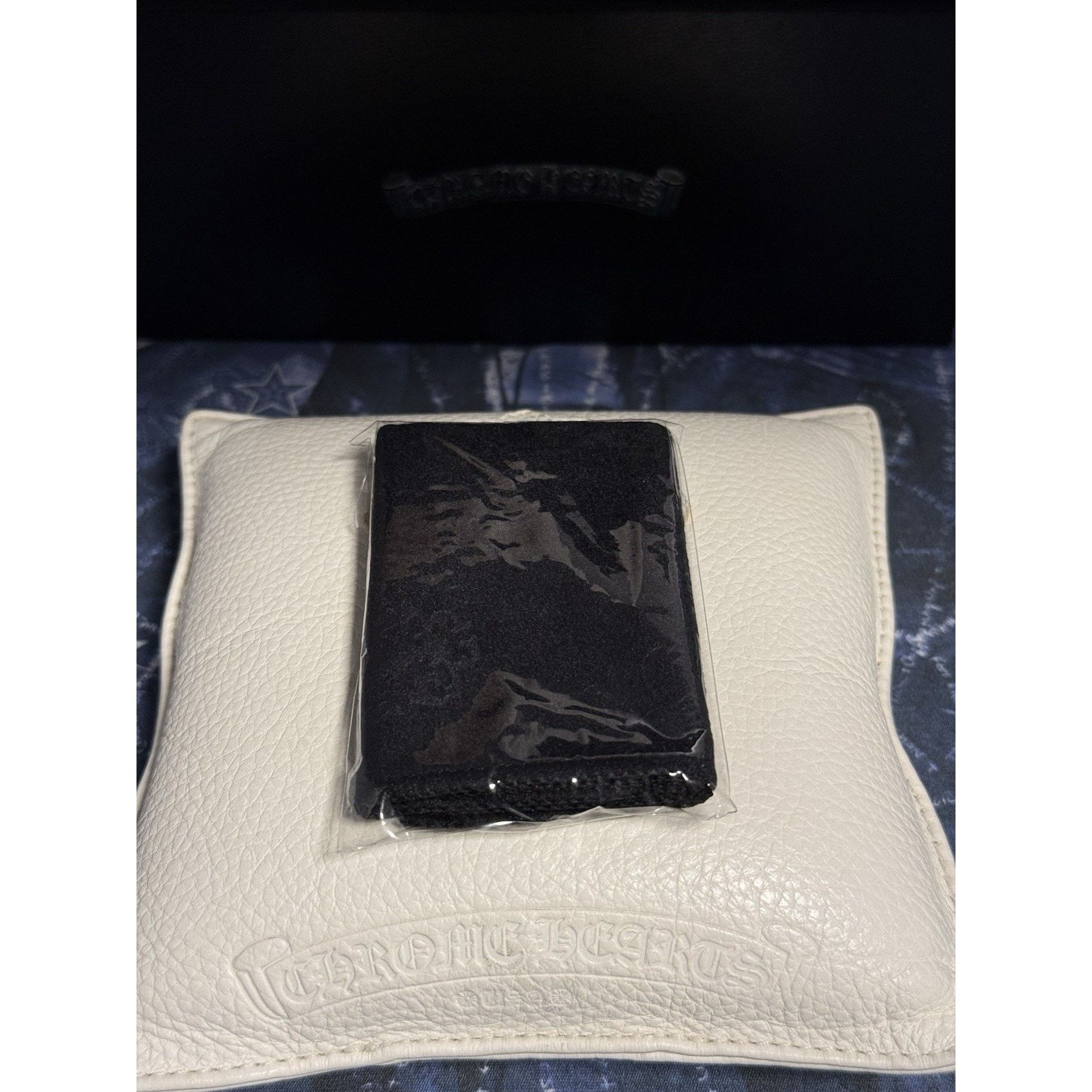 Chrome Hearts VINTAGE NEW Chrome Hearts Cleaning Cloth 100% AUTHENTIC Size ONE SIZE - 1 Thumbnail