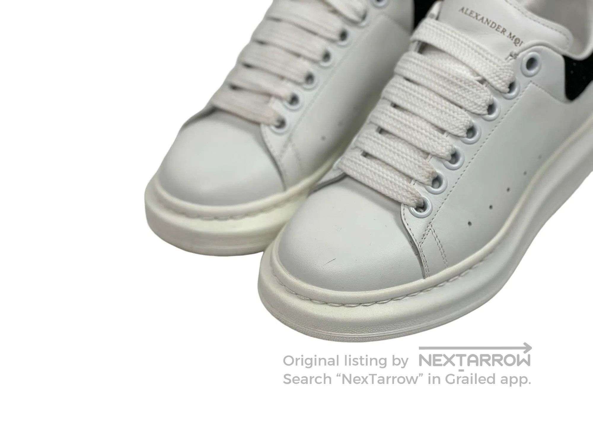Alexander McQueen ALEXANDER MCQUEEN Classic black tail thick-soled white sne Size US 5 / IT 35 - 2 Thumbnail