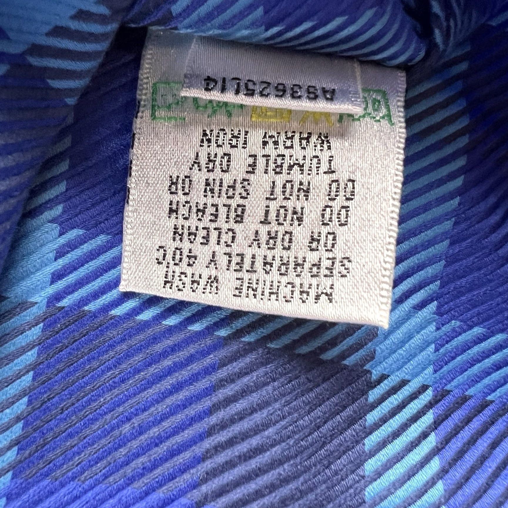 BUGATCHI VINTAGE Bugatchi Uomo Button-Up Shirt Mens XXL Blue Purple Long Sleeve Preppy Luxe Geometric Pattern Non-Iron Button-Down Collar Classic Knit Cotton Size US XXL / EU 58 / 5 - 3 Thumbnail