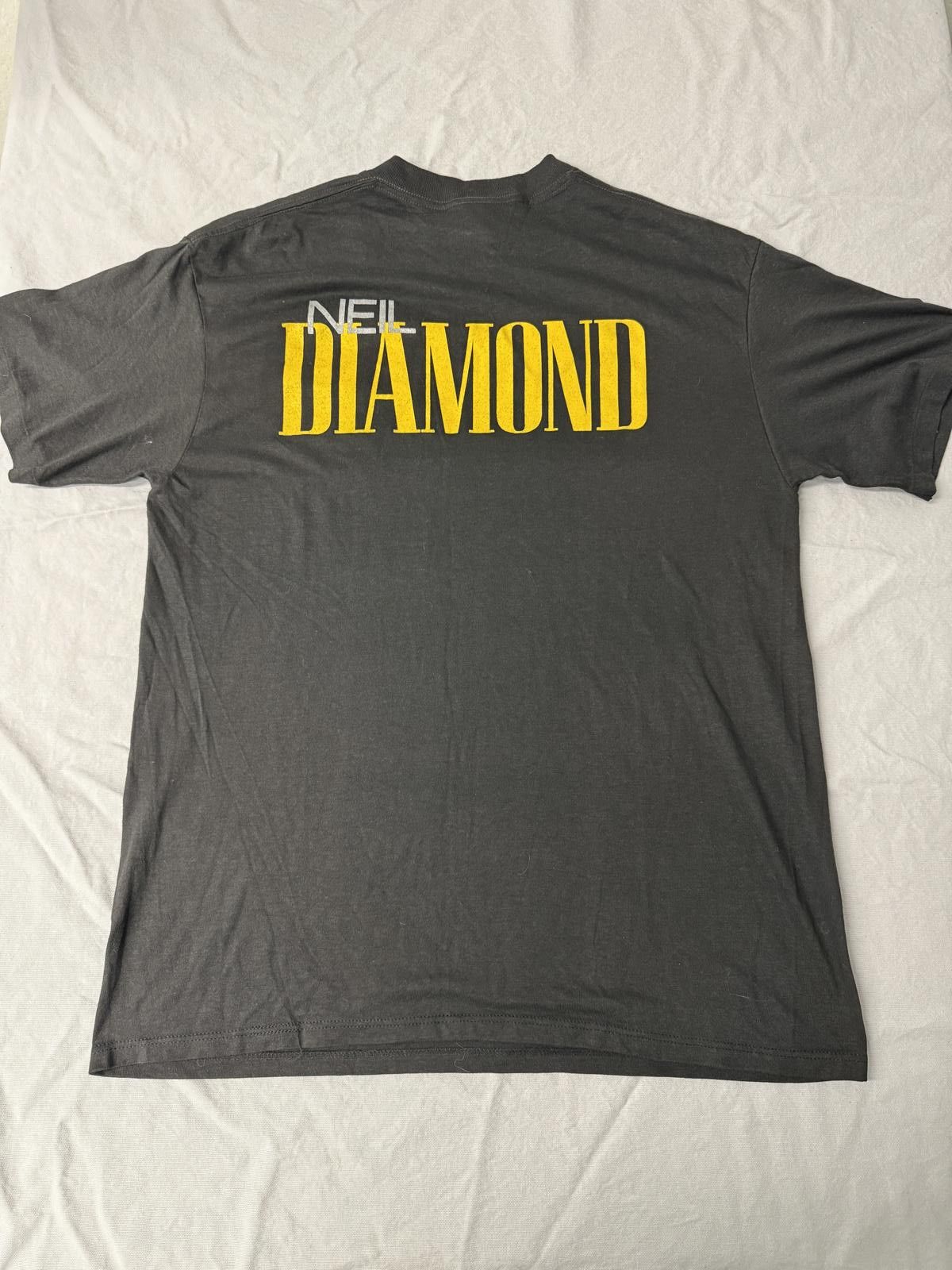 Designer VTG Neil Diamond T-shirt 2 Sided Tee Made in USA XL Size US XL / EU 56 / 4 - 1 Thumbnail