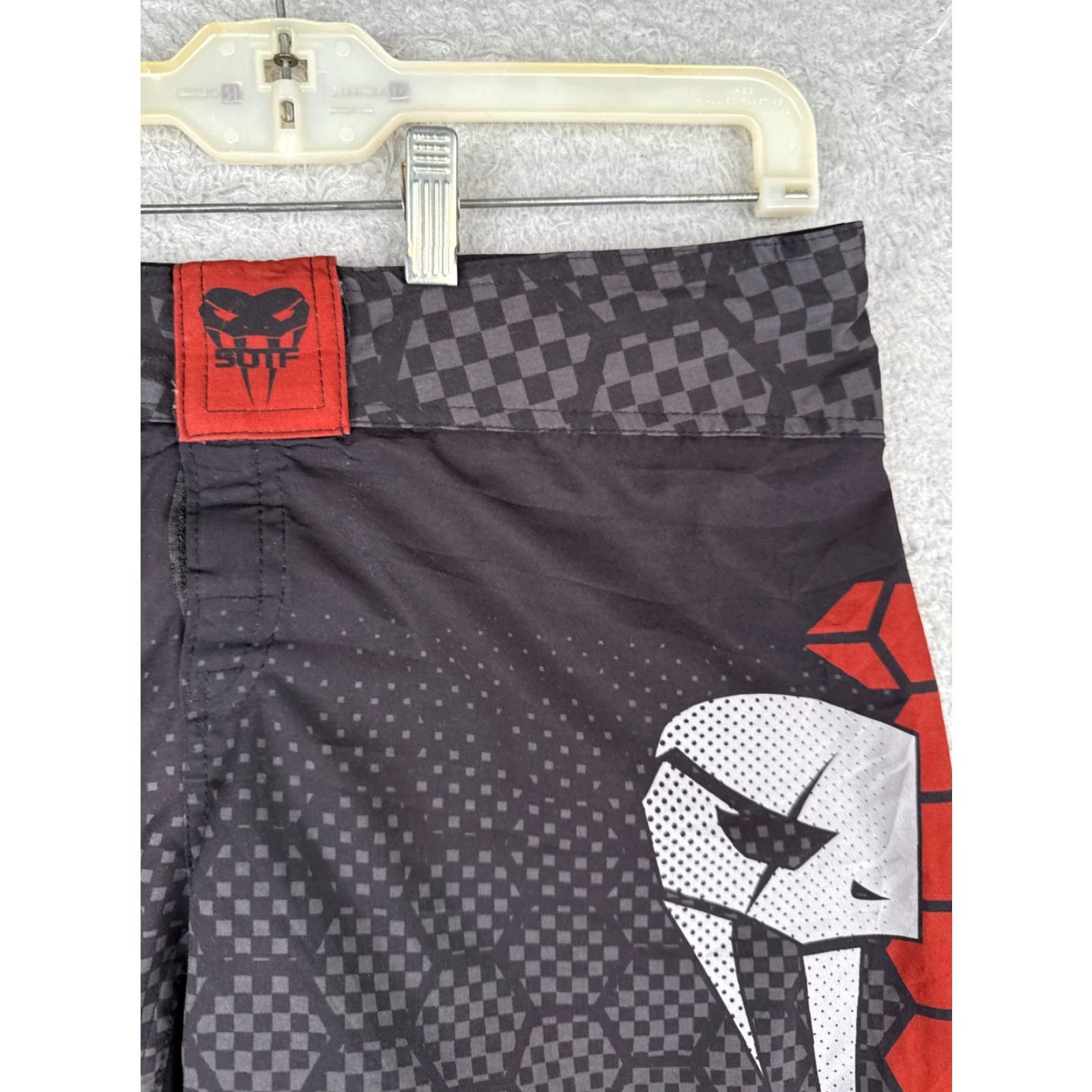Vintage SOTF Shorts Mens Small Gray Black Red MMA Survive Workout Gym Polyester 32x9 Size US 29 - 5 Thumbnail