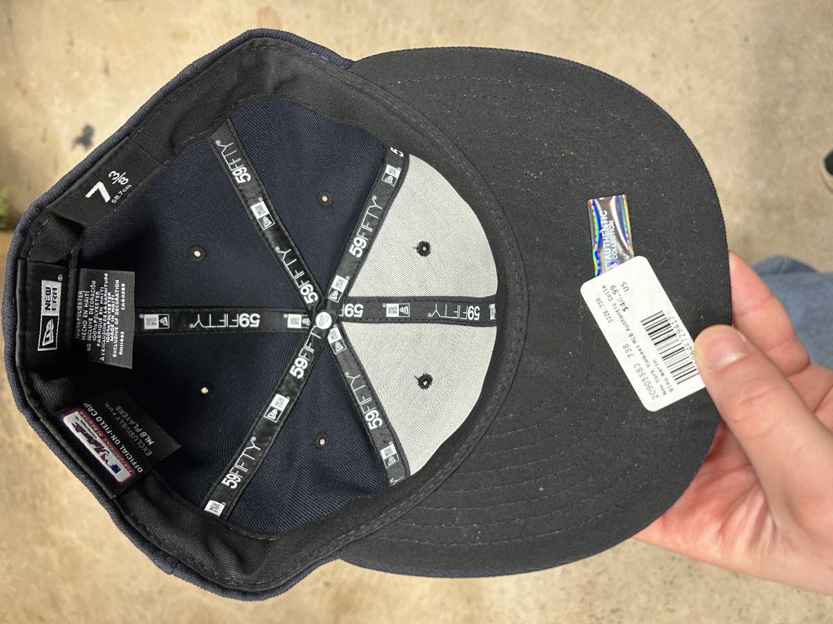 MLB Yankees Fitted BRAND NEW 7 3/8 Size ONE SIZE - 4 Thumbnail