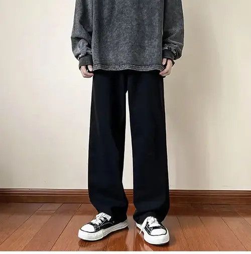 Japanese Brand Black Color Straight Baggy Denim Pants Size US 31 - 1 Thumbnail