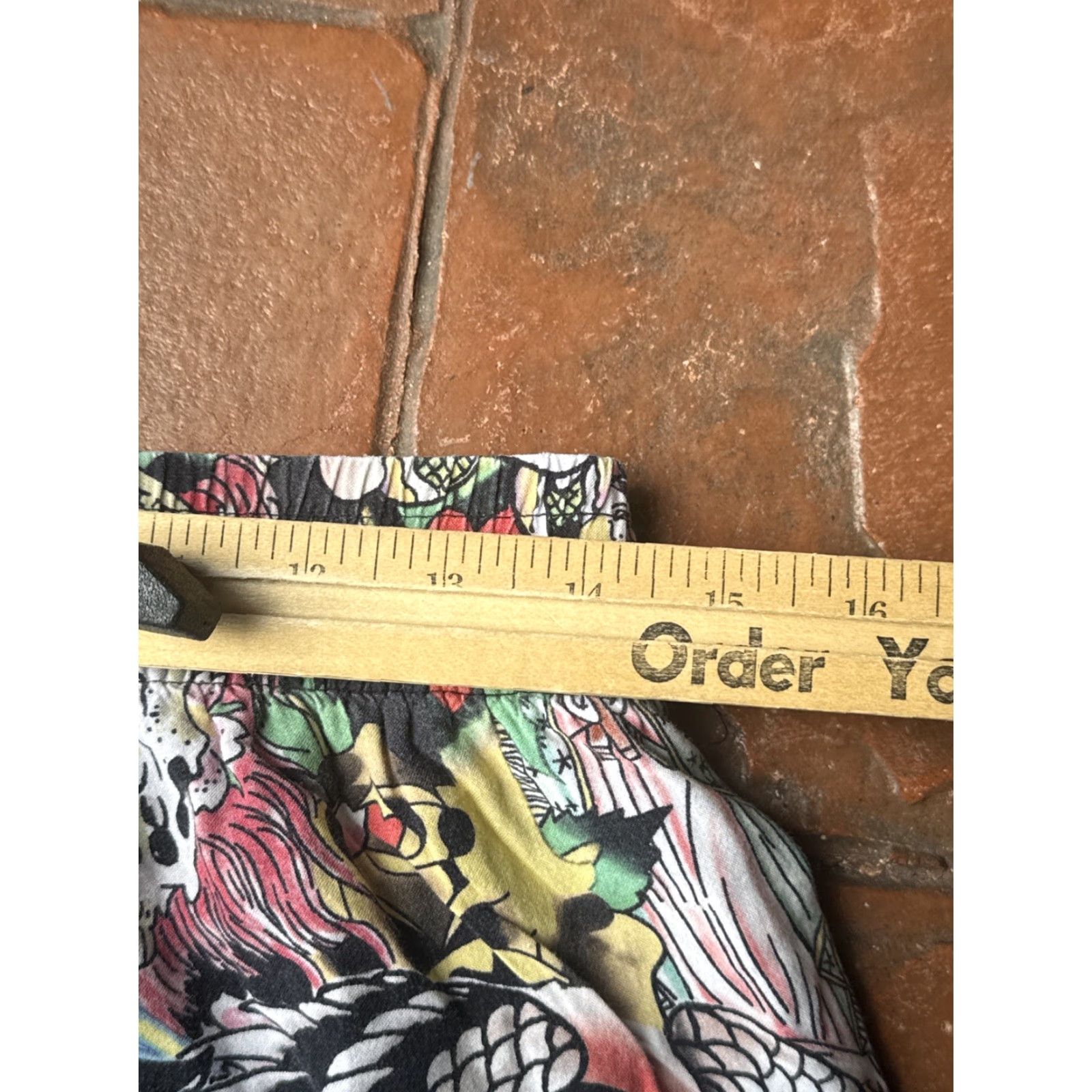 Ed Hardy Ed Hardy Y2K Tattoo College Gym Shorts Men’s Small S Multicolor Athletic Sweat with Drawstring Pockets Logo Size US 29 - 5 Thumbnail