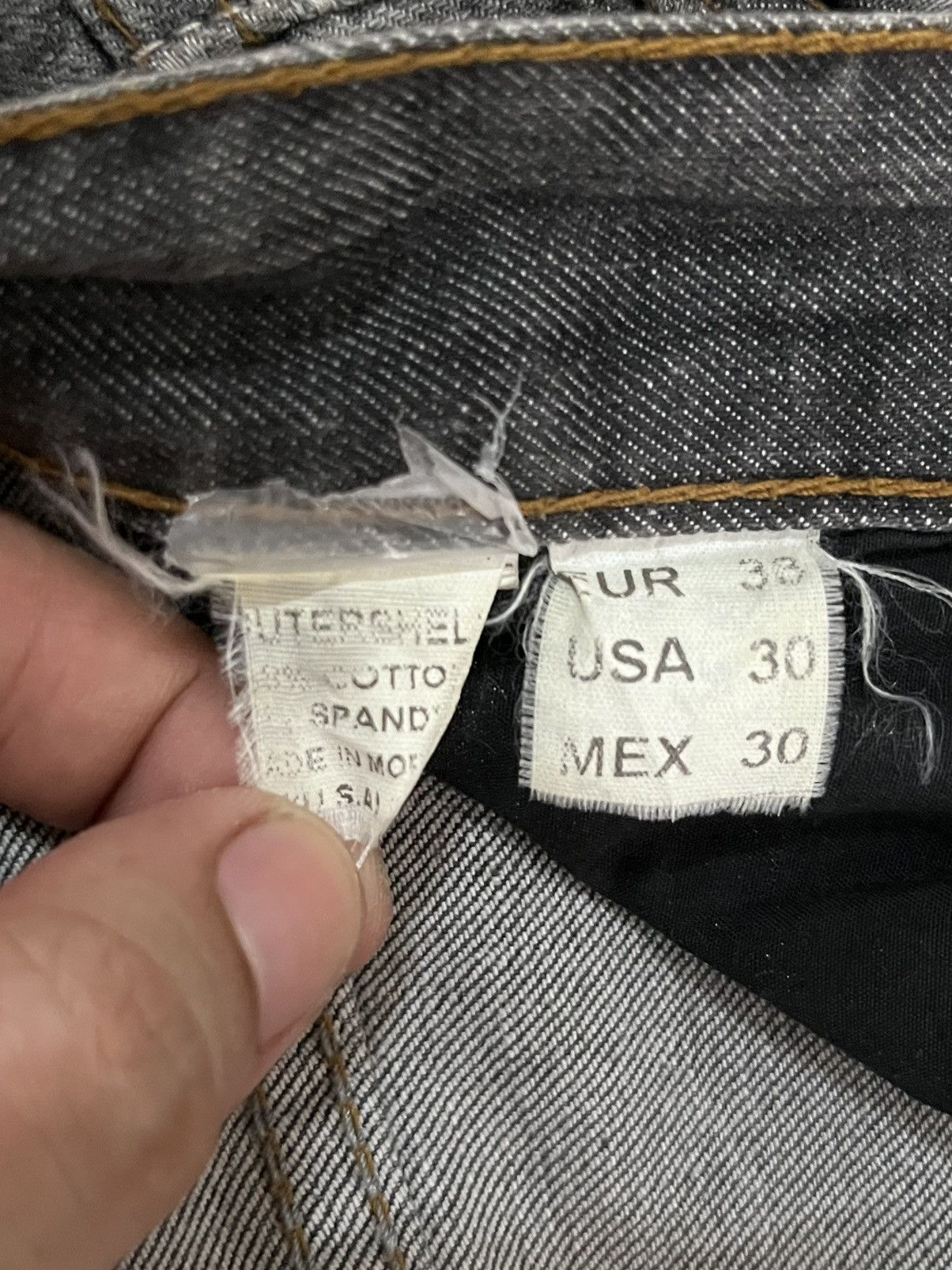 Zara Vintage Zara Trafaluc Buttonfly Distressed Black Faded Jeans Size US 31 - 12 Thumbnail