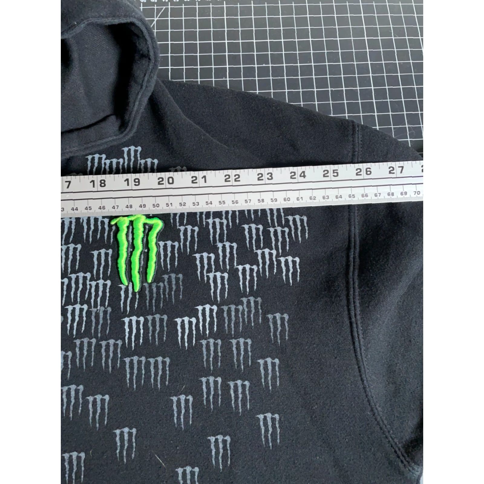 Vintage Monster Energy Hoodie Mens 2XL Black Zip Full 2XL Graphic Print Sweatshirt Official Product Retro Logo Pockets Front Back Accents Size US XXL / EU 58 / 5 - 7 Thumbnail