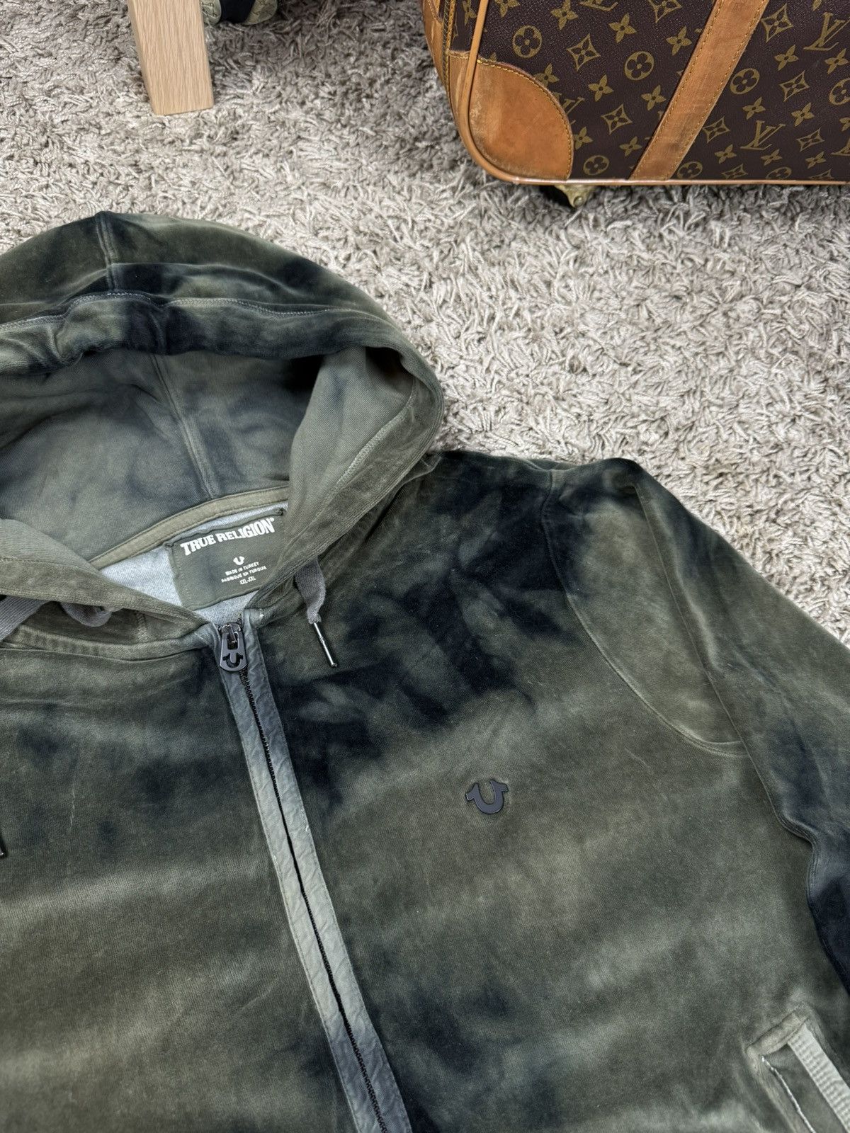 True Religion Zip velvet hoodie True Religion y2k original skate swag item Size US L / EU 52-54 / 3 - 2 Thumbnail