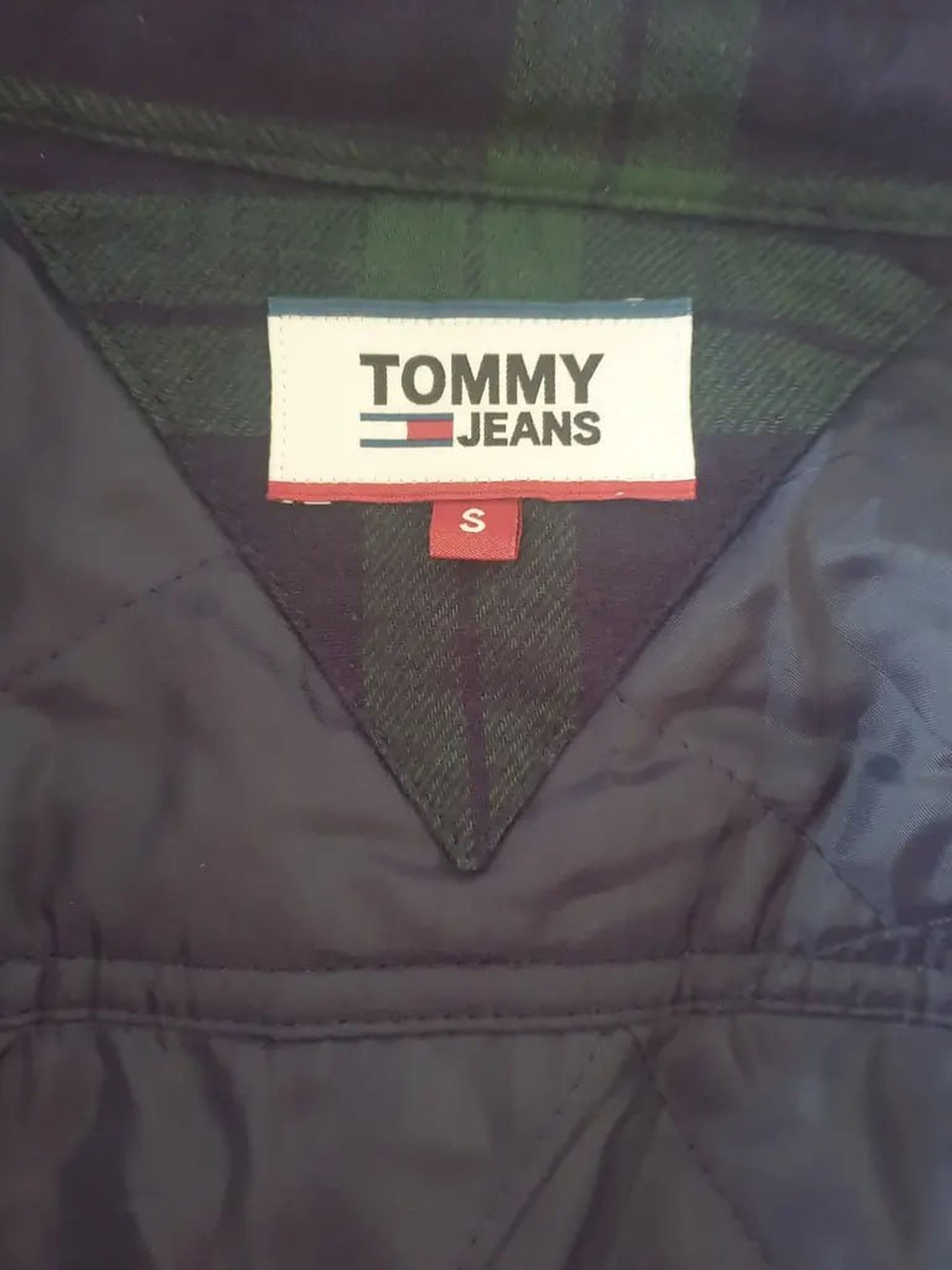 Tommy Hilfiger Tommy Hilfiger Reflective Stripe Green Plaid Flannel Shirt Size US M / EU 48-50 / 2 - 2 Thumbnail
